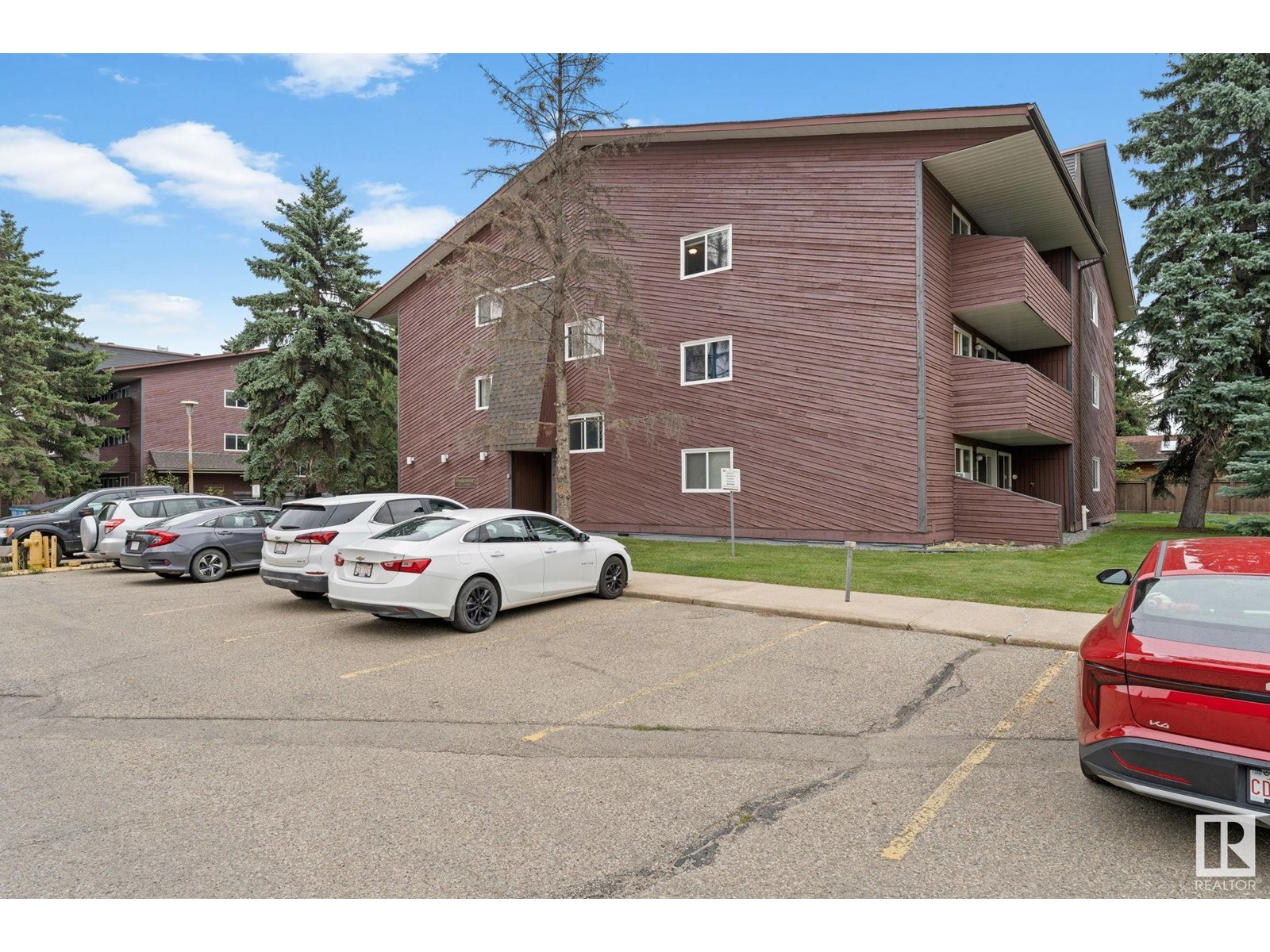 Photo 22 of 311 2315 119 St Nw, Edmonton AB