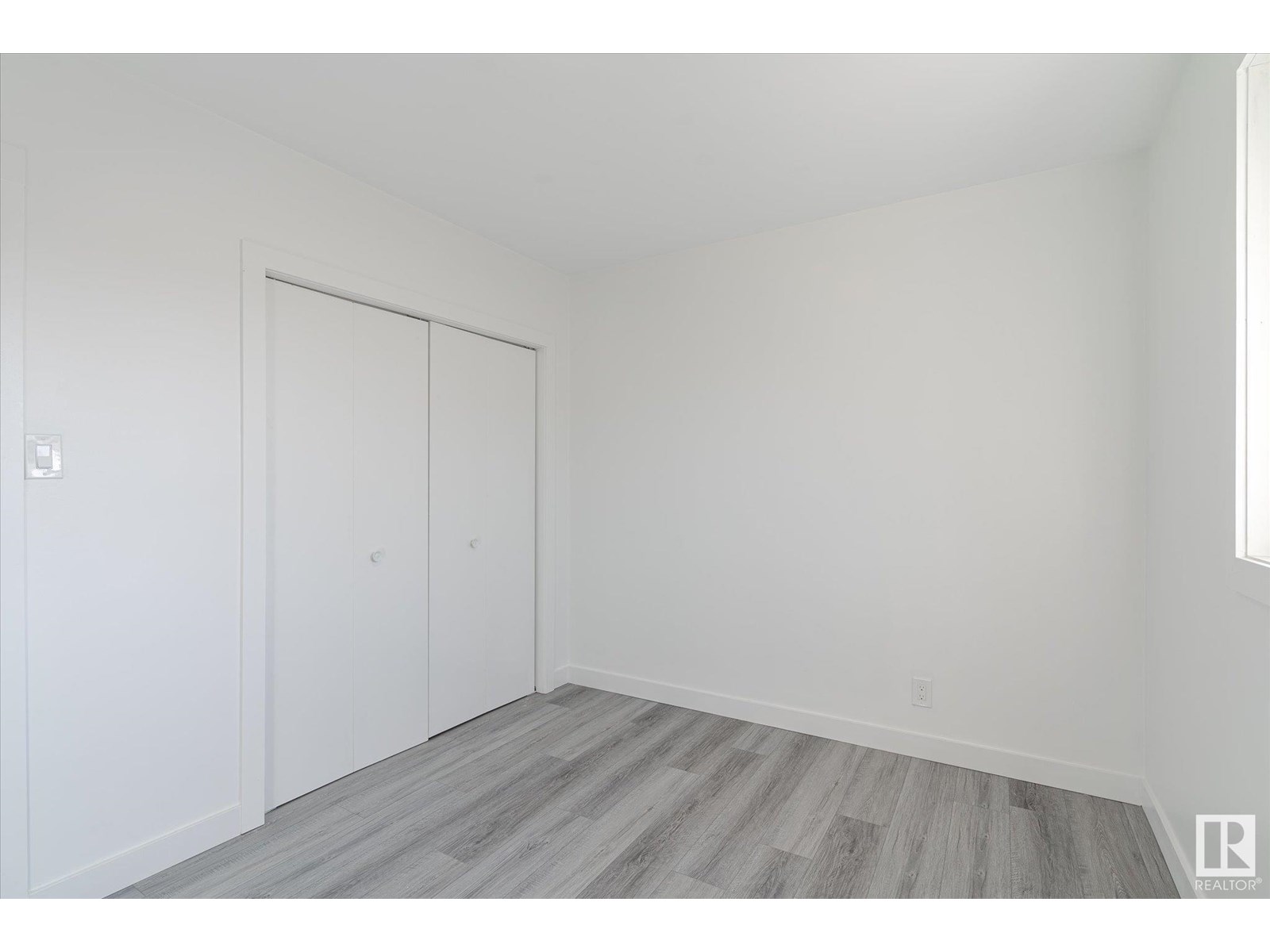 Photo 19 of 13043 Sherbrooke Av Nw, Edmonton AB