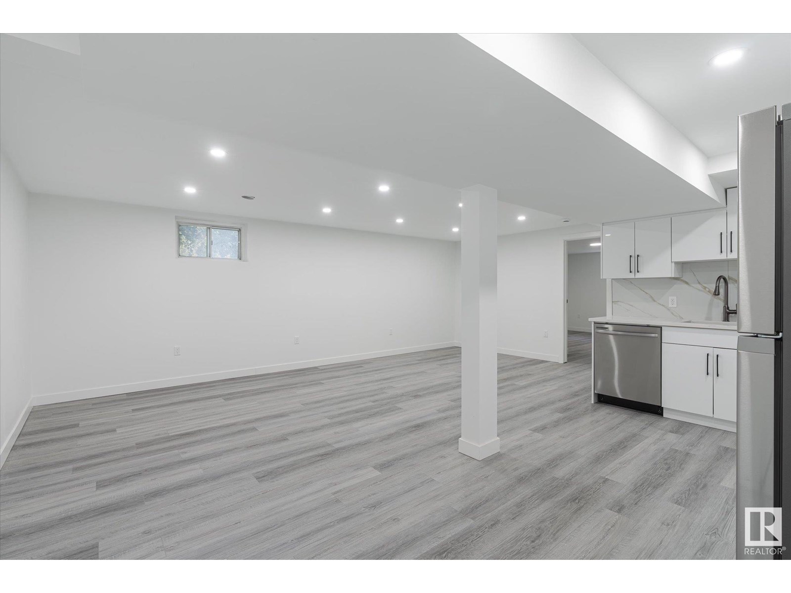Photo 28 of 13043 Sherbrooke Av Nw, Edmonton AB
