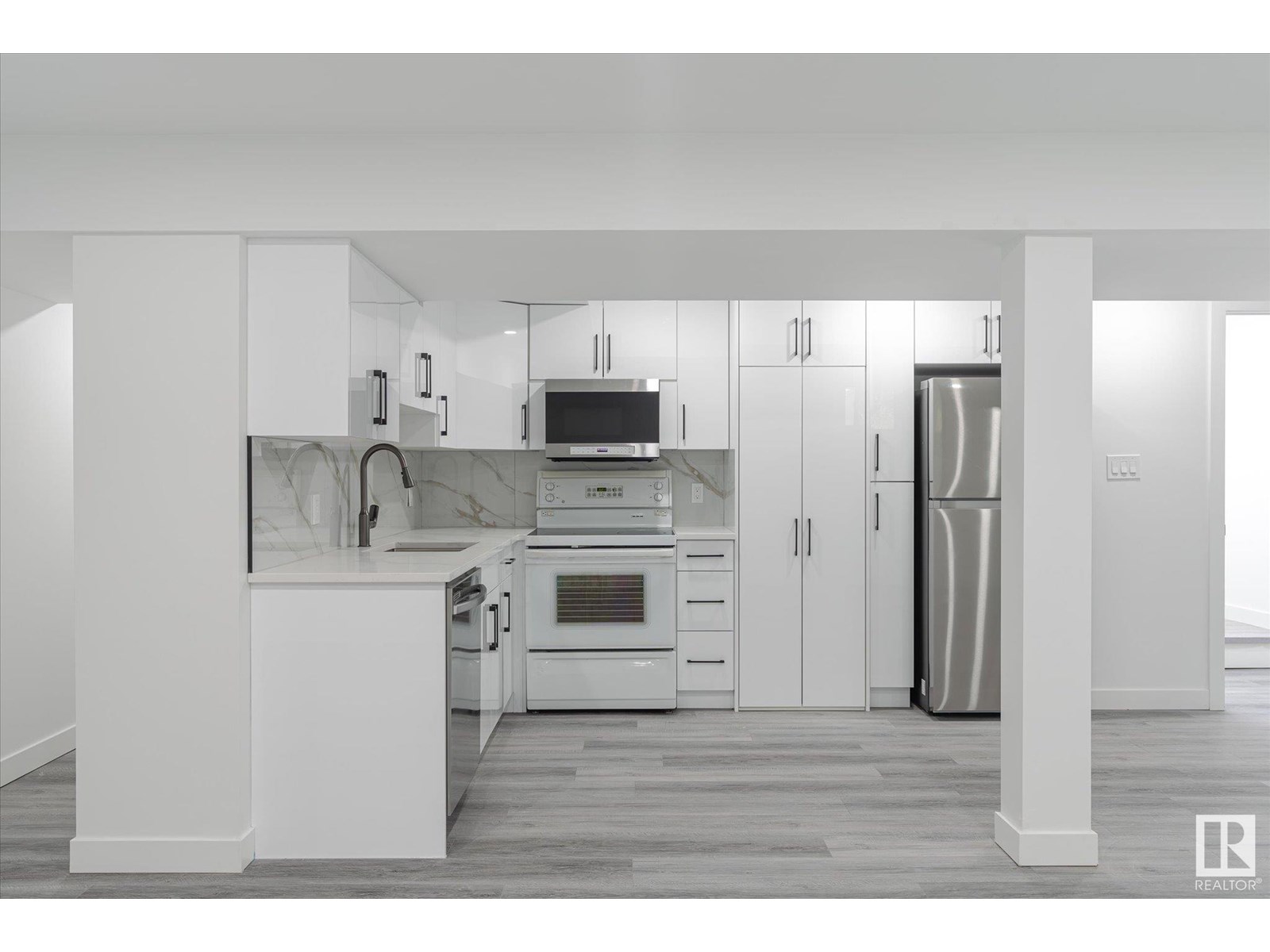 Photo 29 of 13043 Sherbrooke Av Nw, Edmonton AB