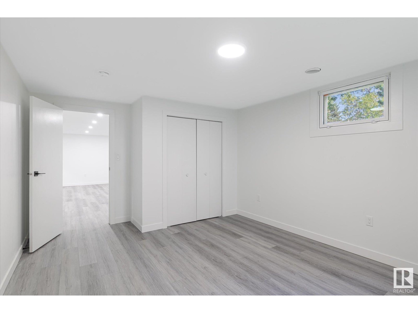 Photo 33 of 13043 Sherbrooke Av Nw, Edmonton AB