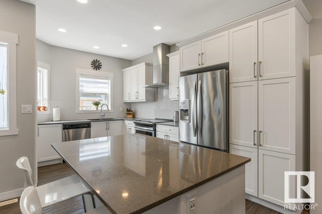 Photo 10 of 29 150 Everitt Dr N, St Albert AB