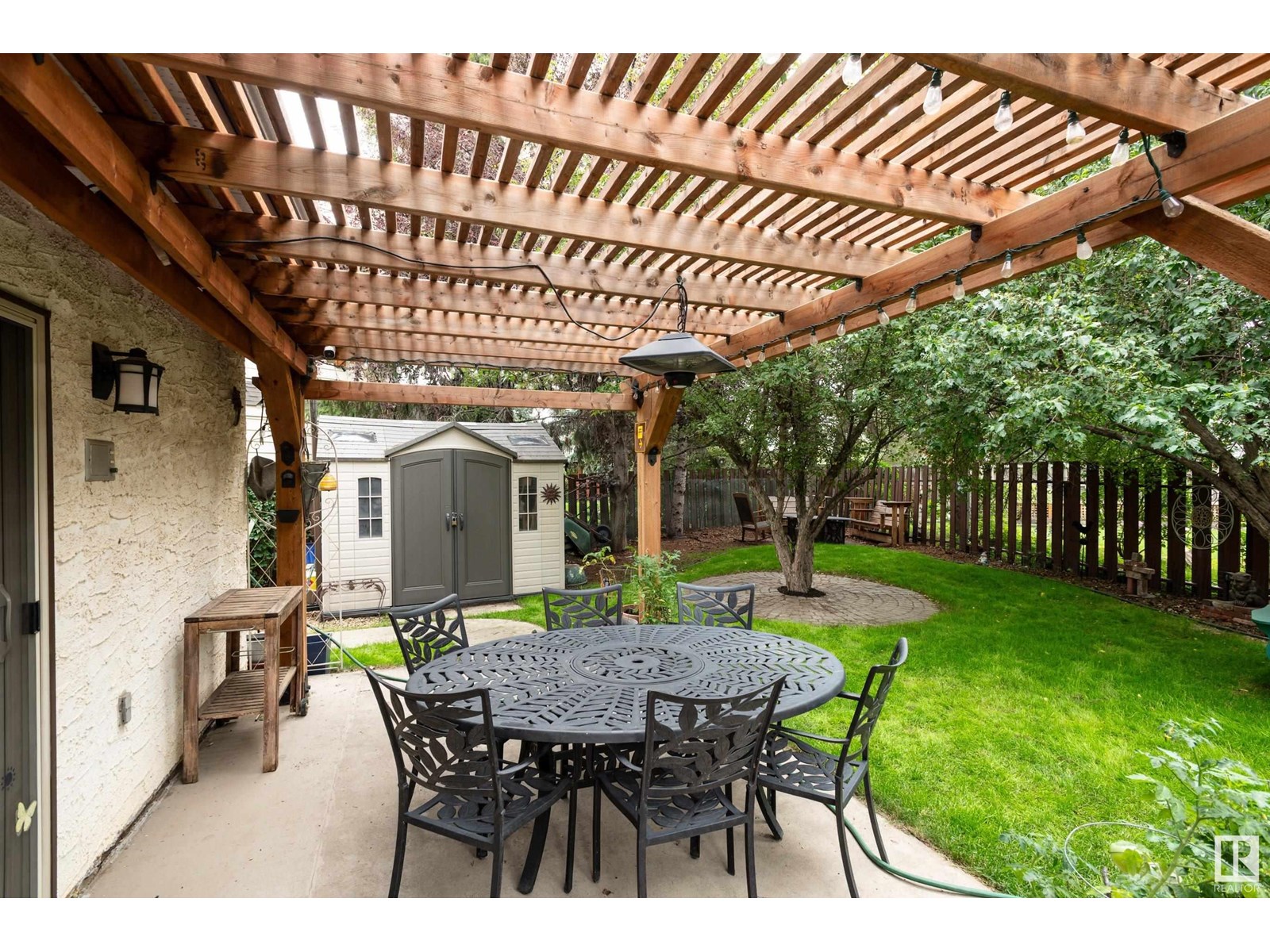 Photo 6 of 11103 21 Av Nw, Edmonton AB
