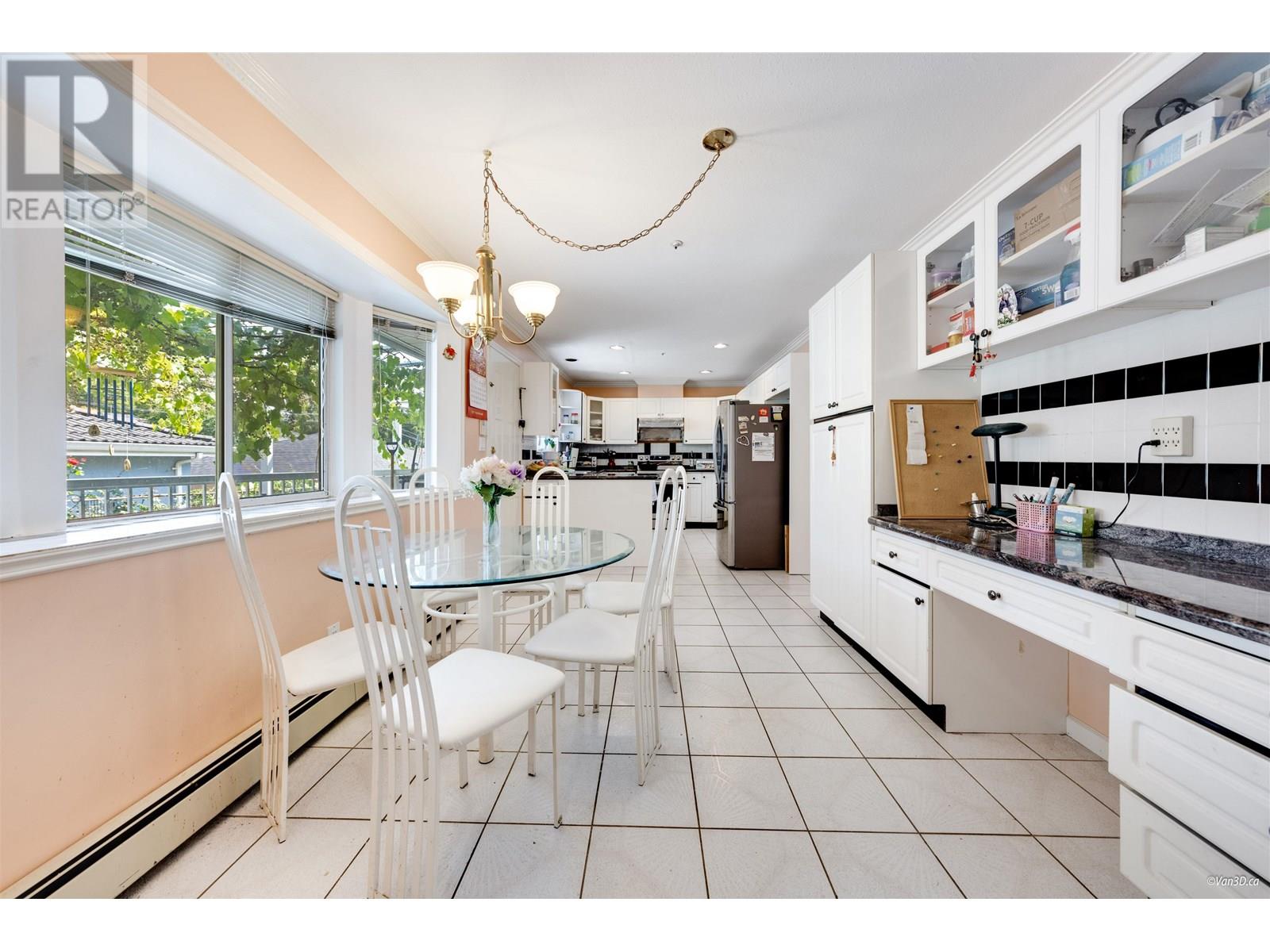 Photo 33 of 7920 Ontario Street, Vancouver BC