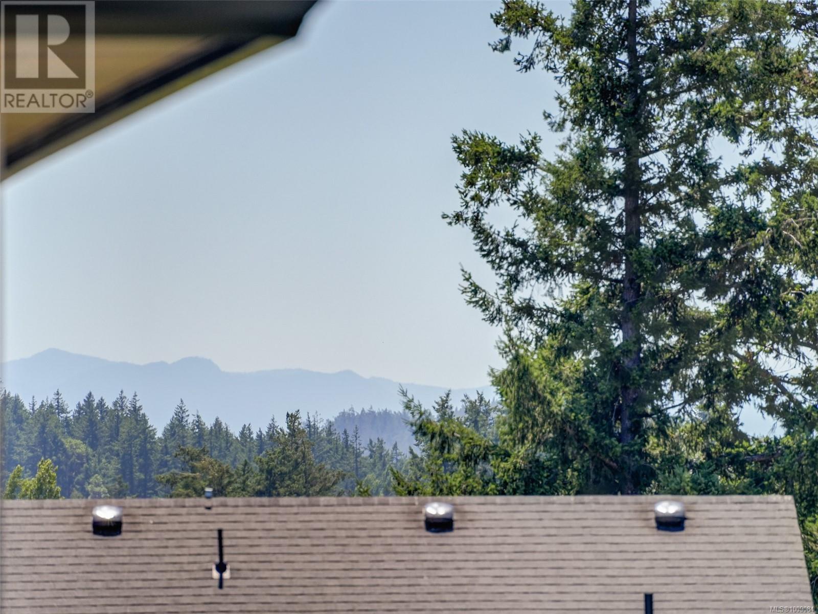 Photo 25 of 1160 Smokehouse Cres E, Langford BC