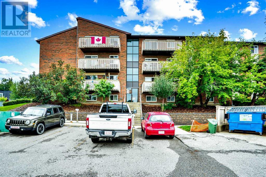 Single Family House for Sale in   Elbow Drive SW Canyon Meadows Calgary 