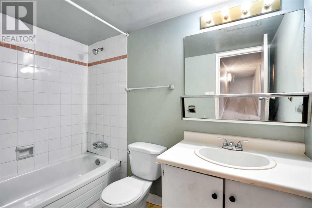 Single Family House for Sale in   Elbow Drive SW Canyon Meadows Calgary 