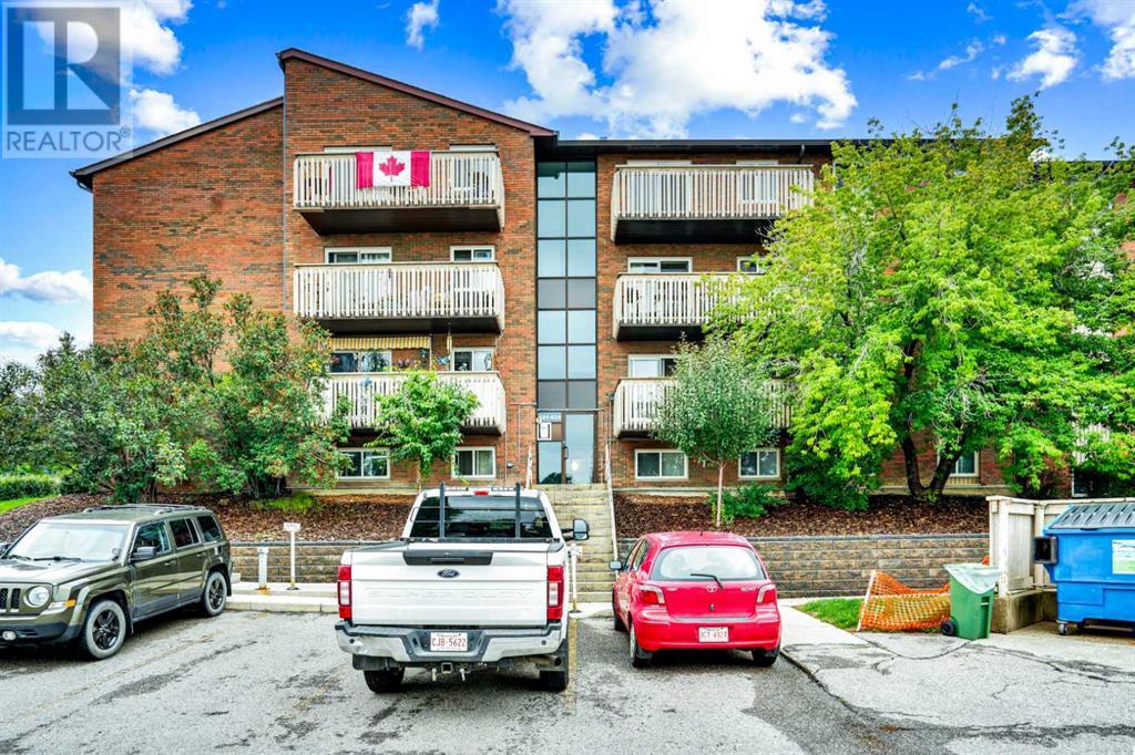 Single Family House for Sale in   Elbow Drive SW Canyon Meadows Calgary 