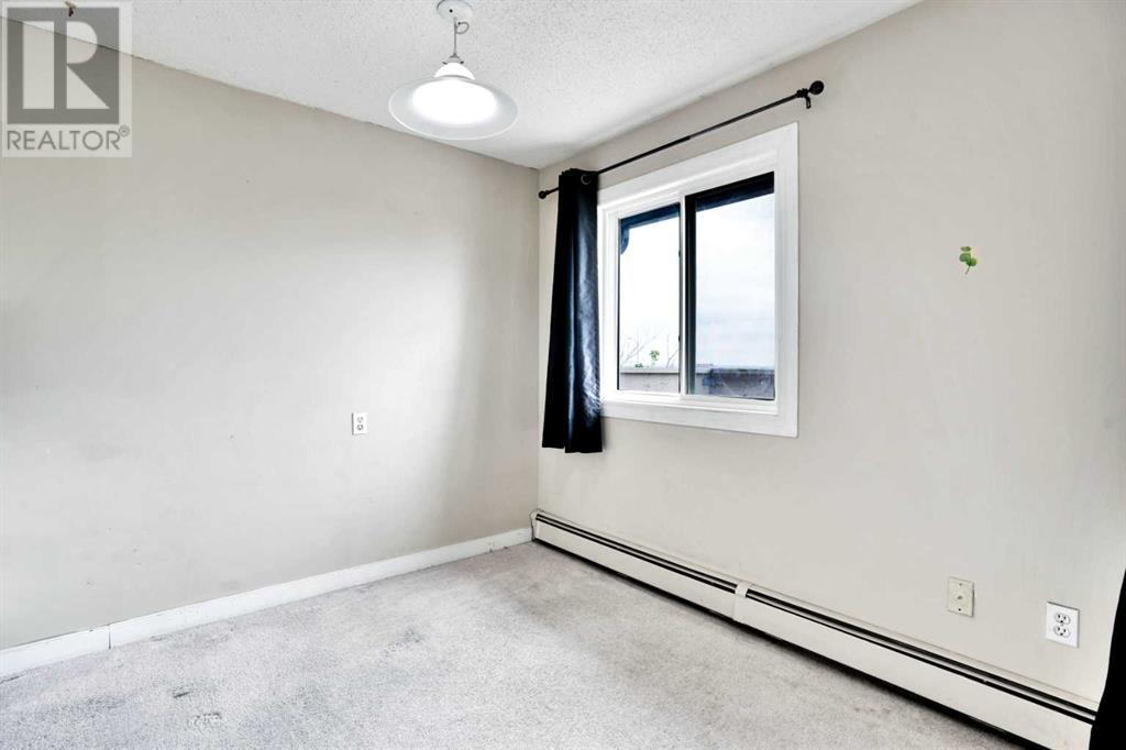 Single Family House for Sale in   Elbow Drive SW Canyon Meadows Calgary 