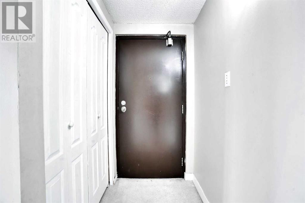 Single Family House for Sale in   Elbow Drive SW Canyon Meadows Calgary 
