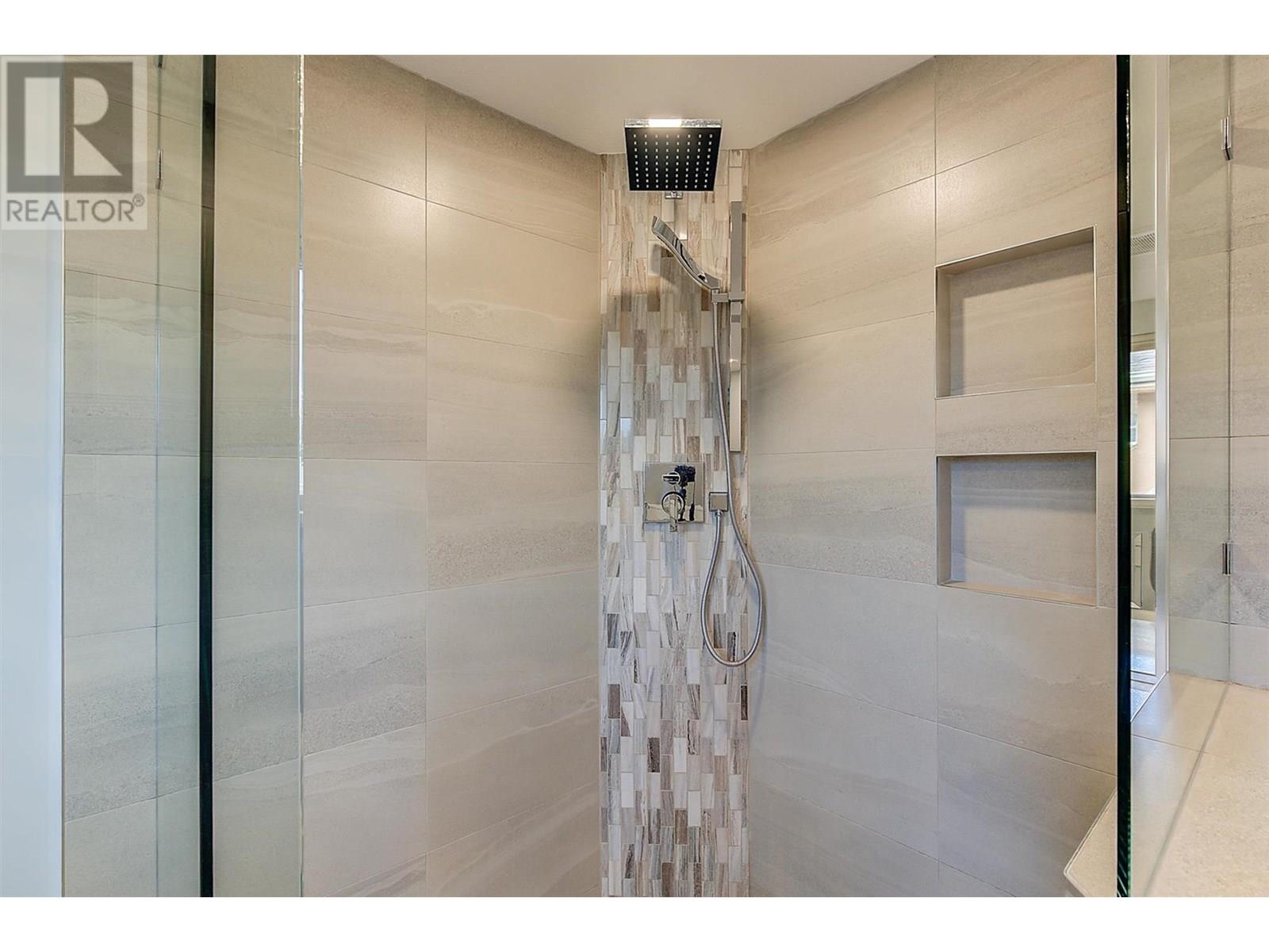 3996 Beach Avenue Unit# 314, Peachland