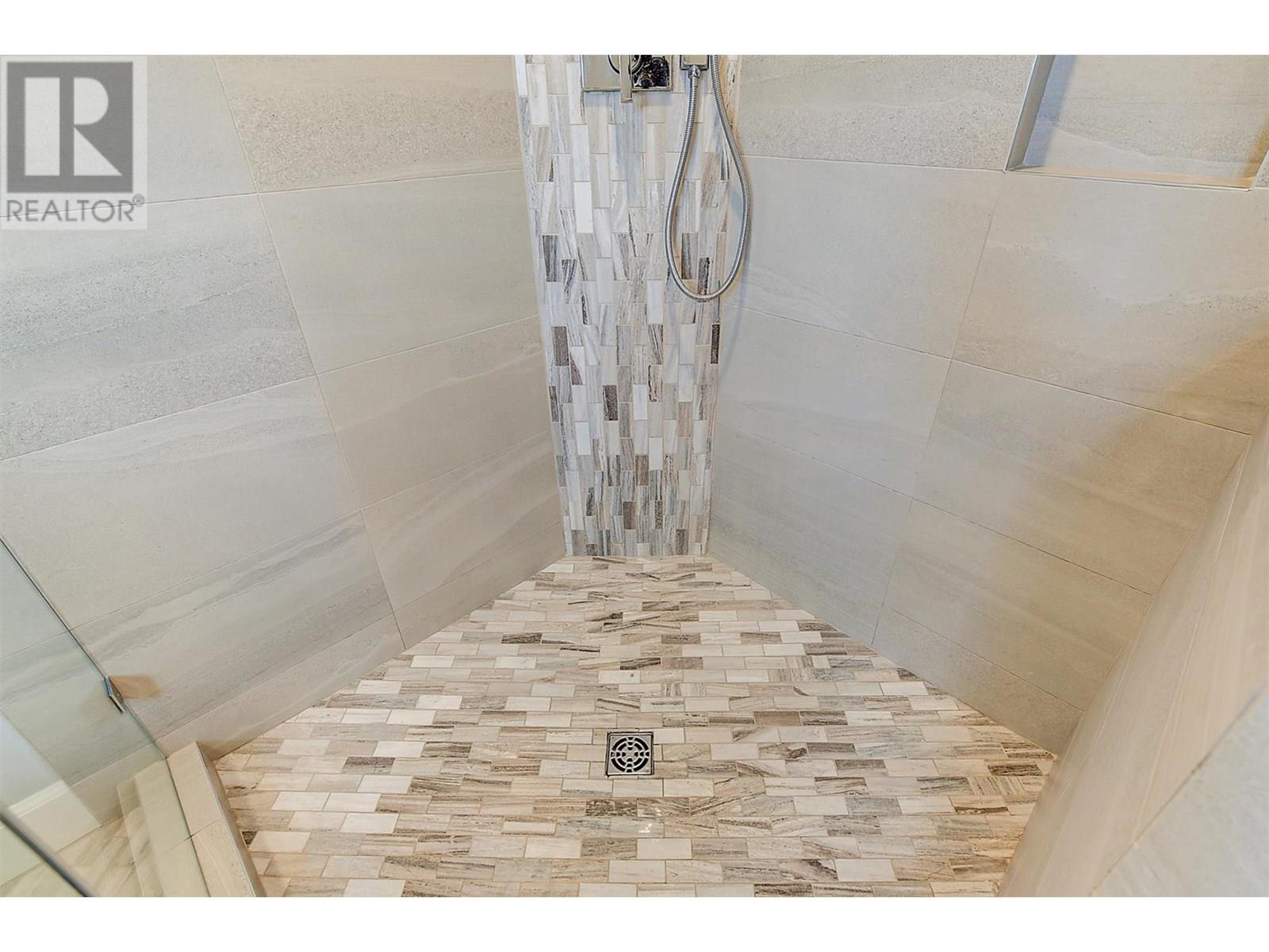 3996 Beach Avenue Unit# 314, Peachland