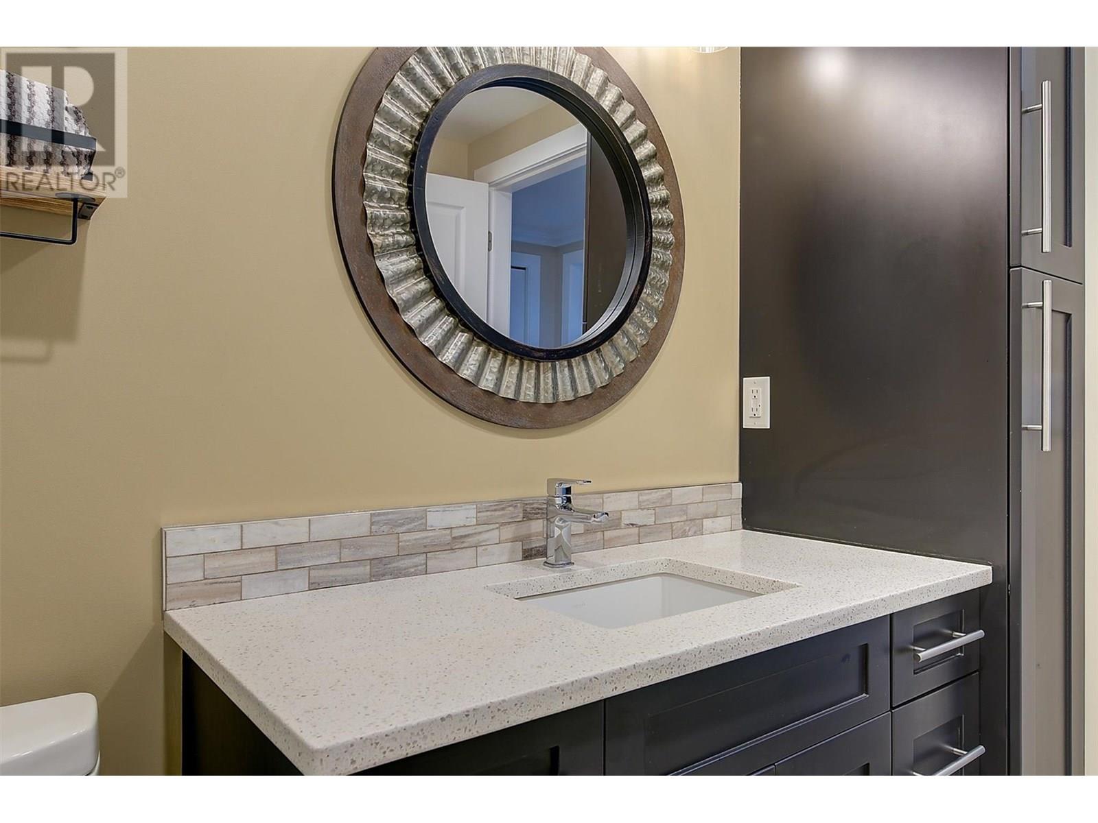 3996 Beach Avenue Unit# 314, Peachland
