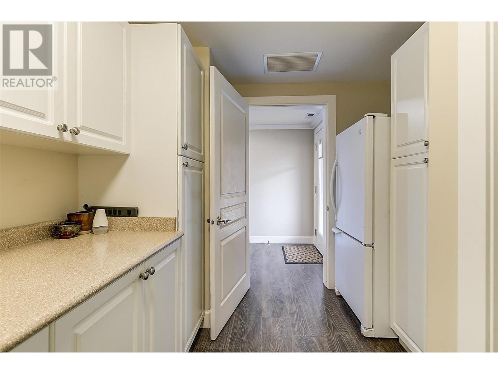 3996 Beach Avenue Unit# 314, Peachland
