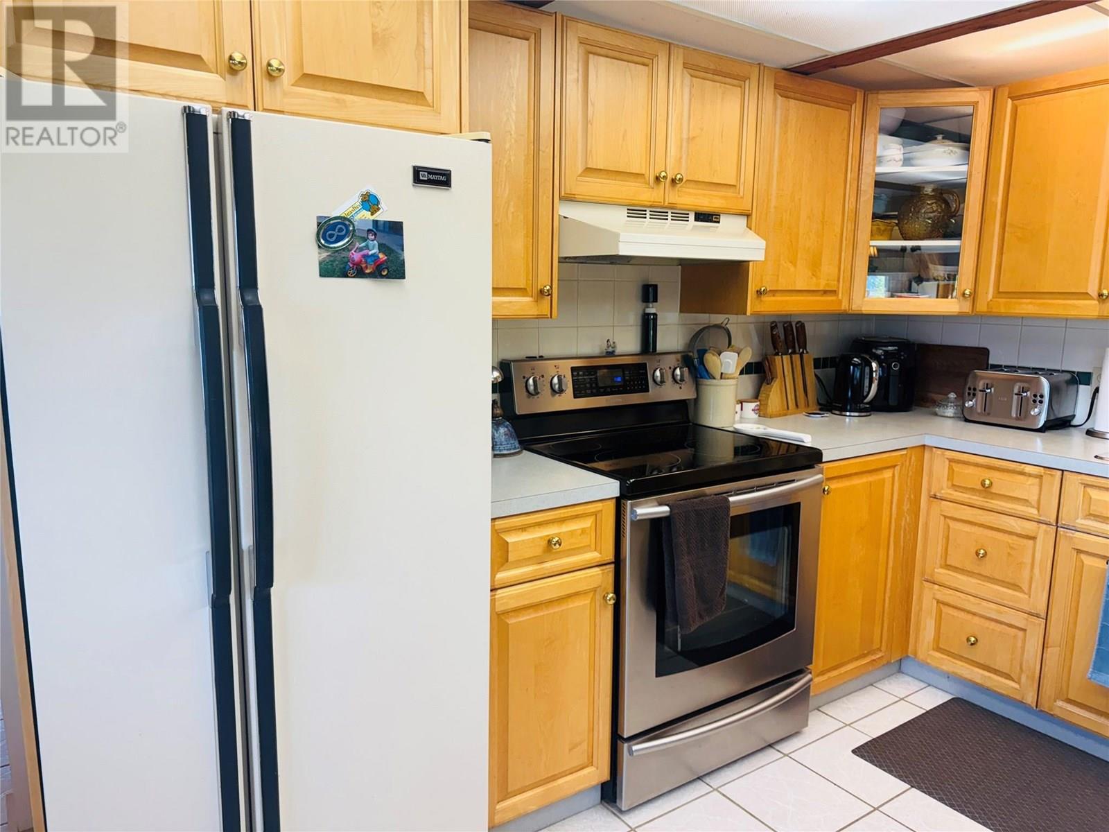 2538 95 Highway, Brisco