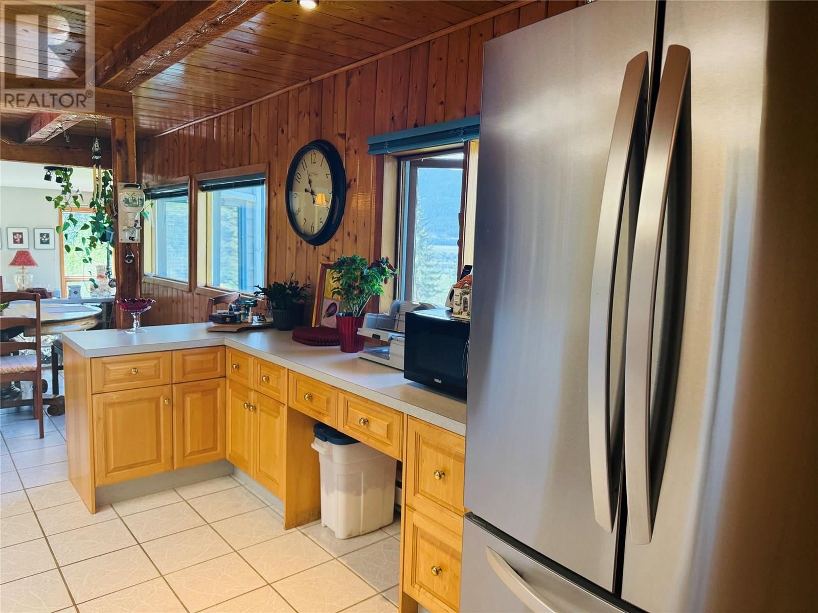2538 95 Highway, Brisco