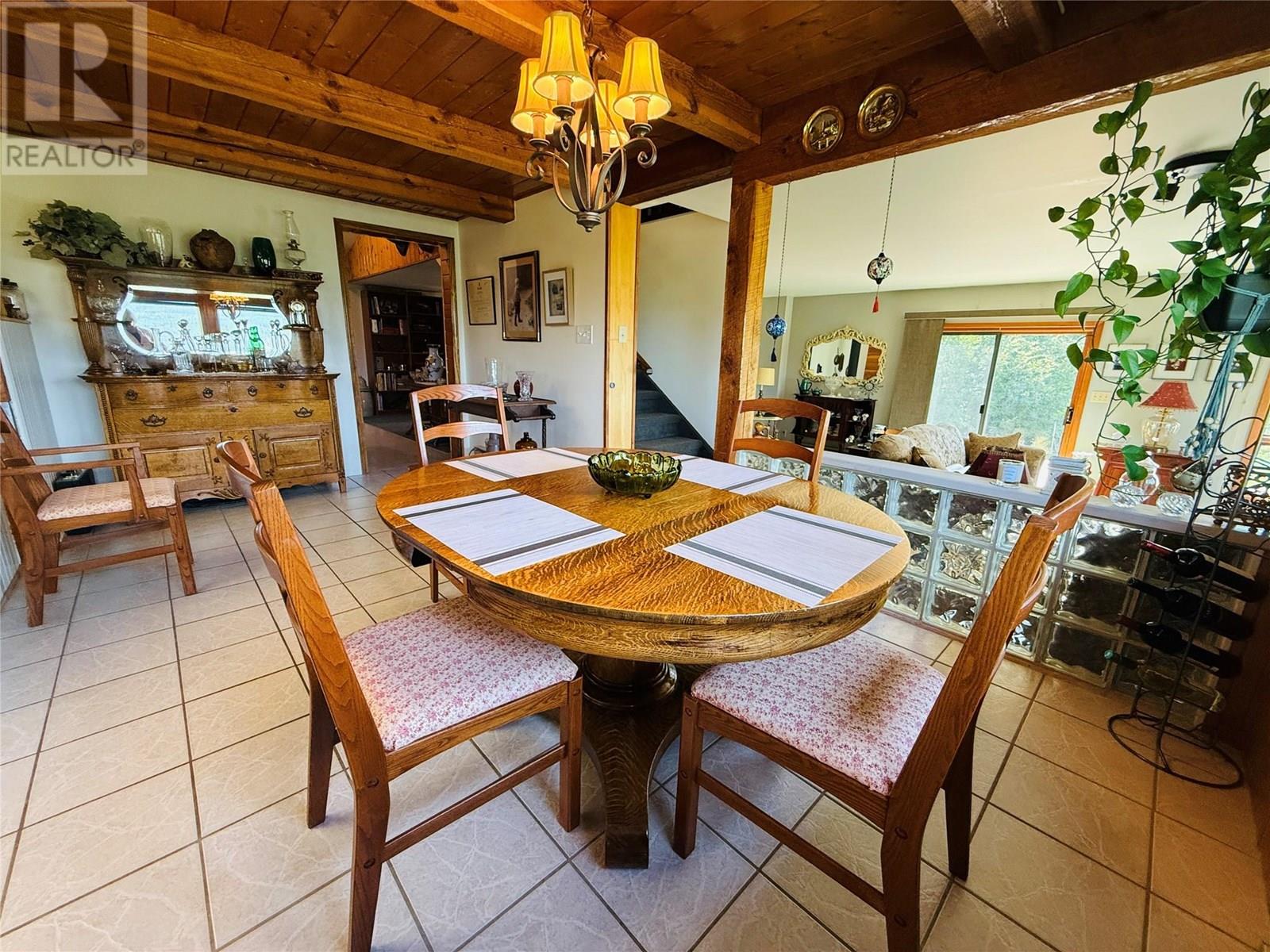 2538 95 Highway, Brisco
