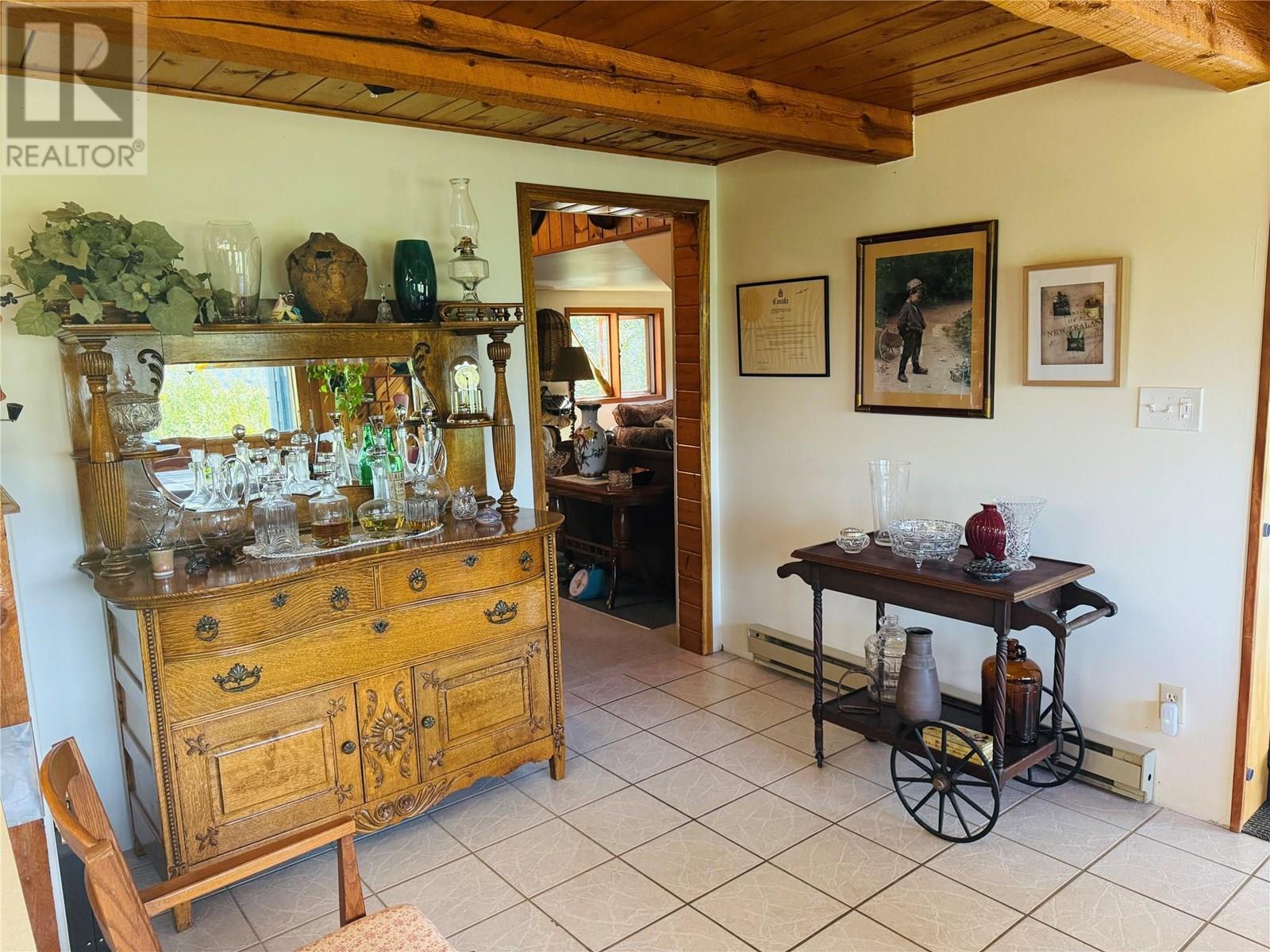 2538 95 Highway, Brisco