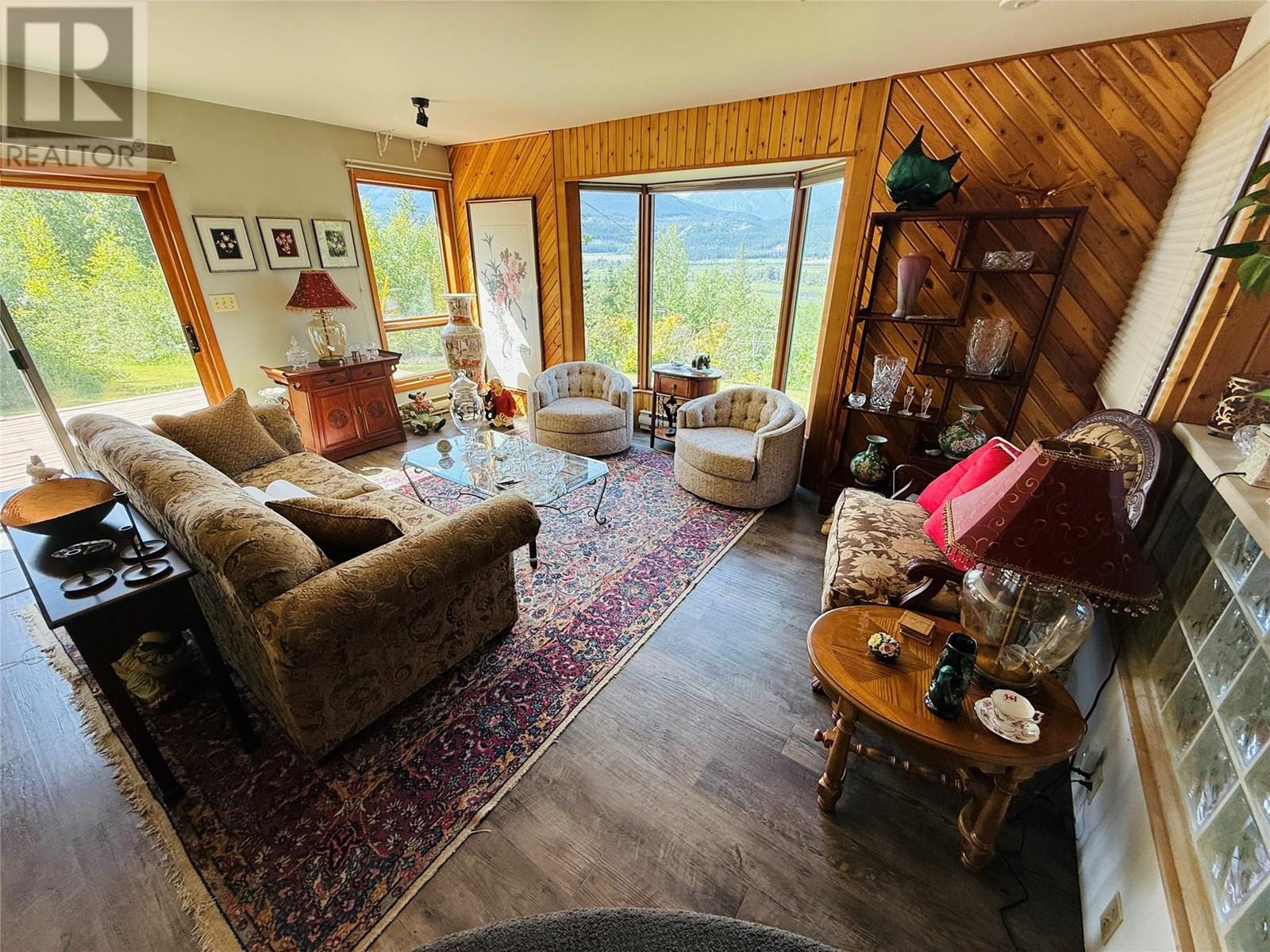 2538 95 Highway, Brisco