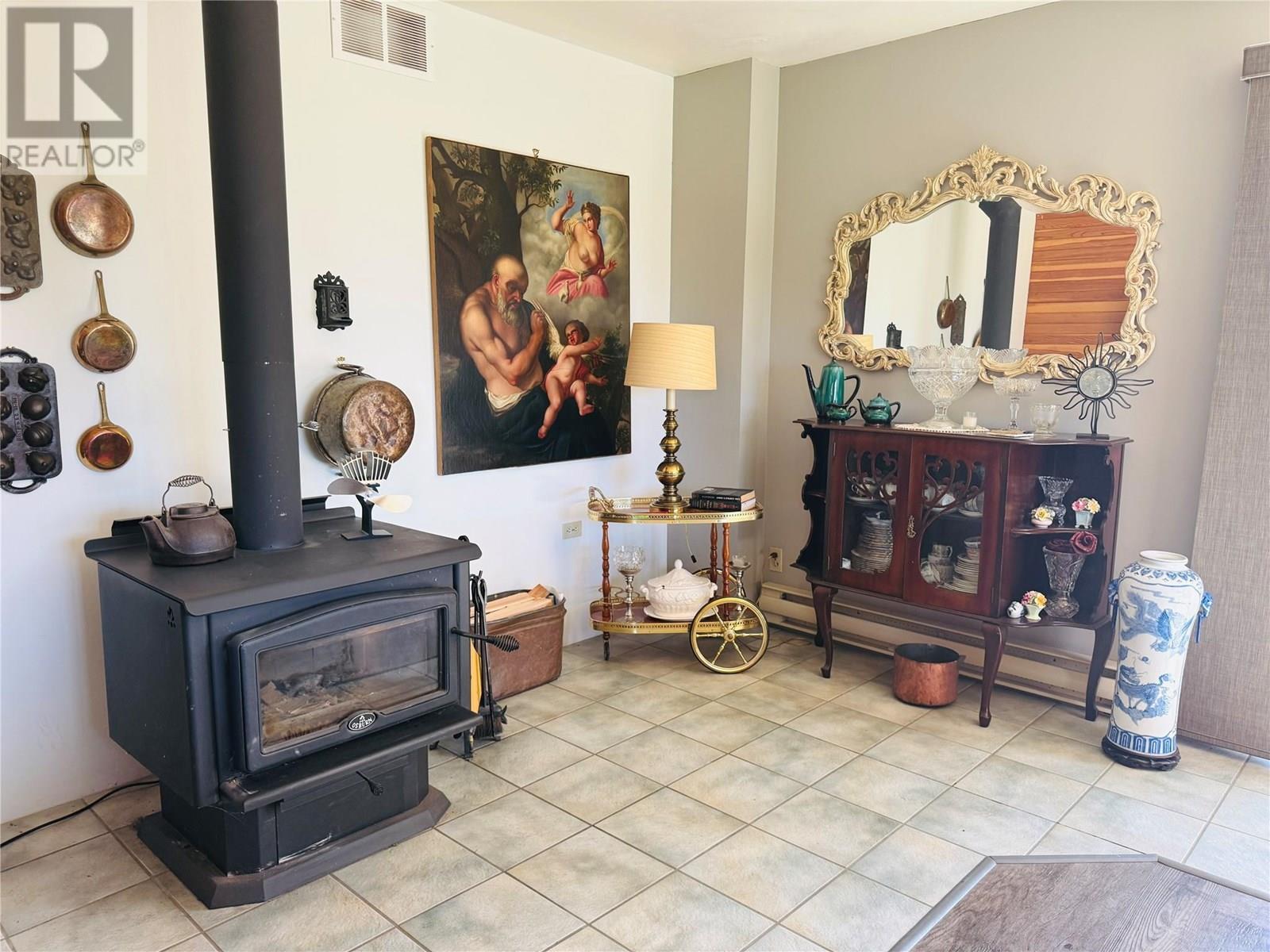 2538 95 Highway, Brisco