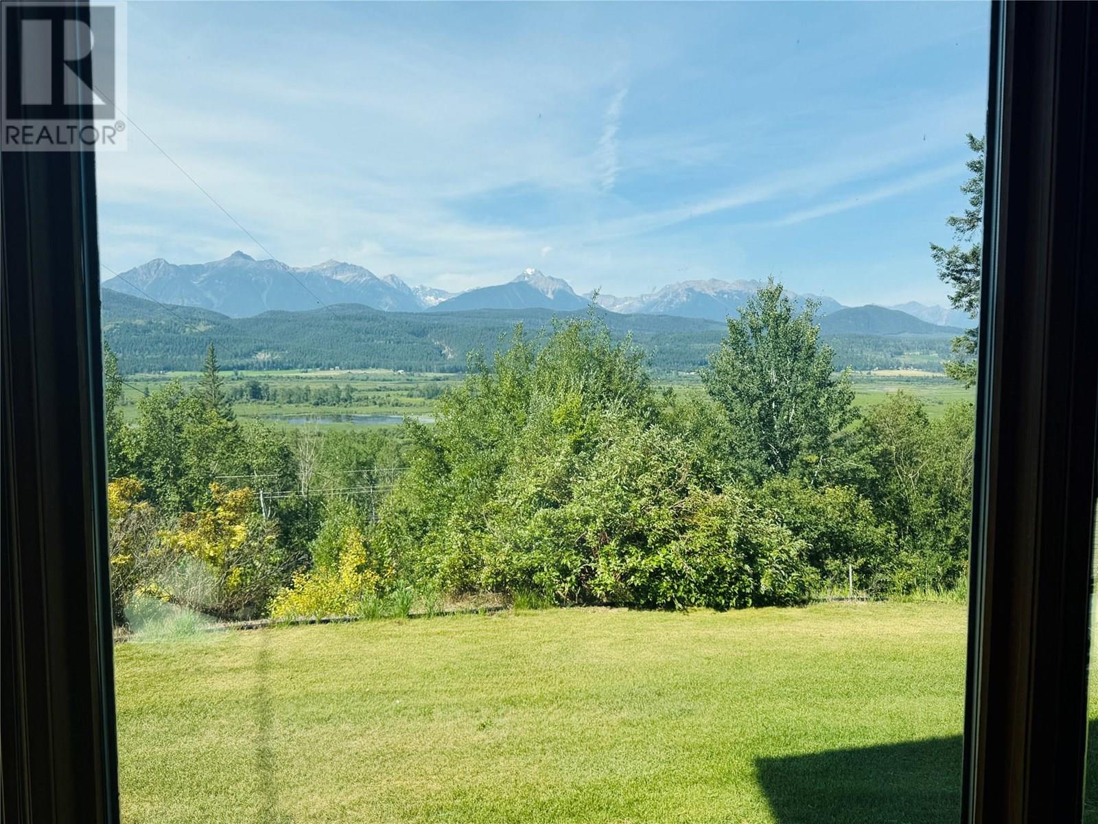 2538 95 Highway, Brisco