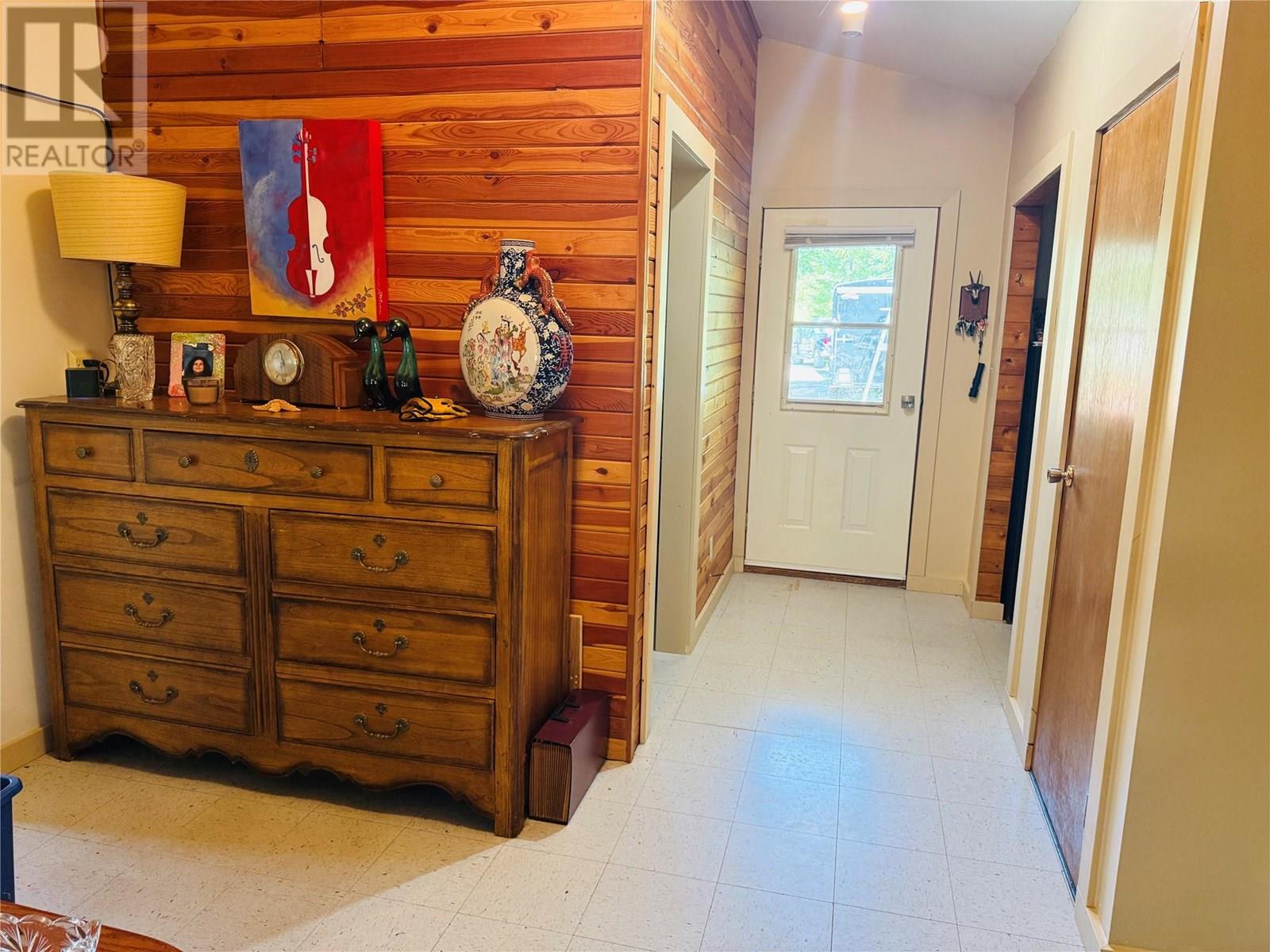 2538 95 Highway, Brisco