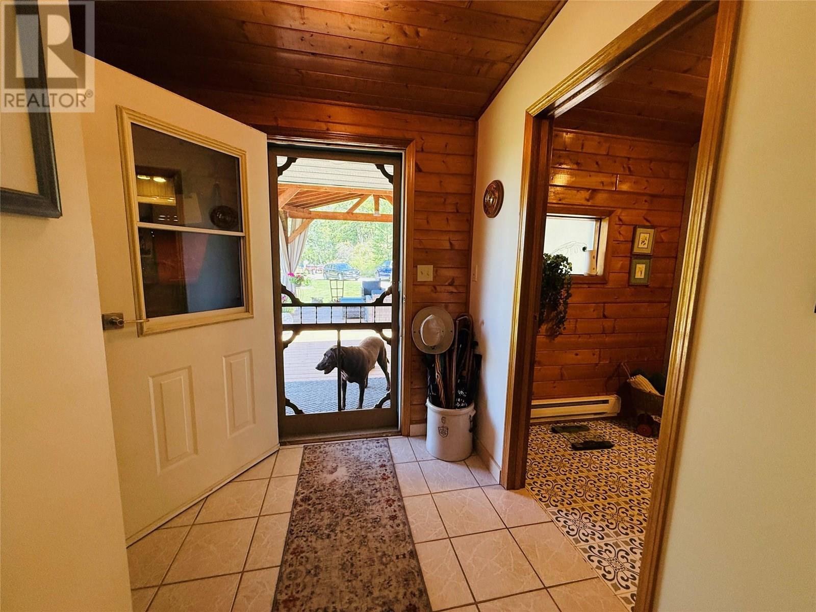 2538 95 Highway, Brisco