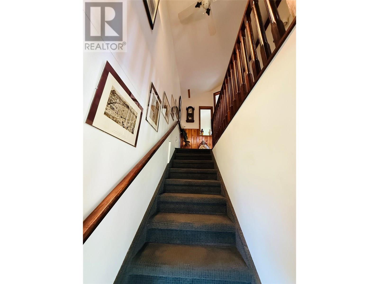 2538 95 Highway, Brisco