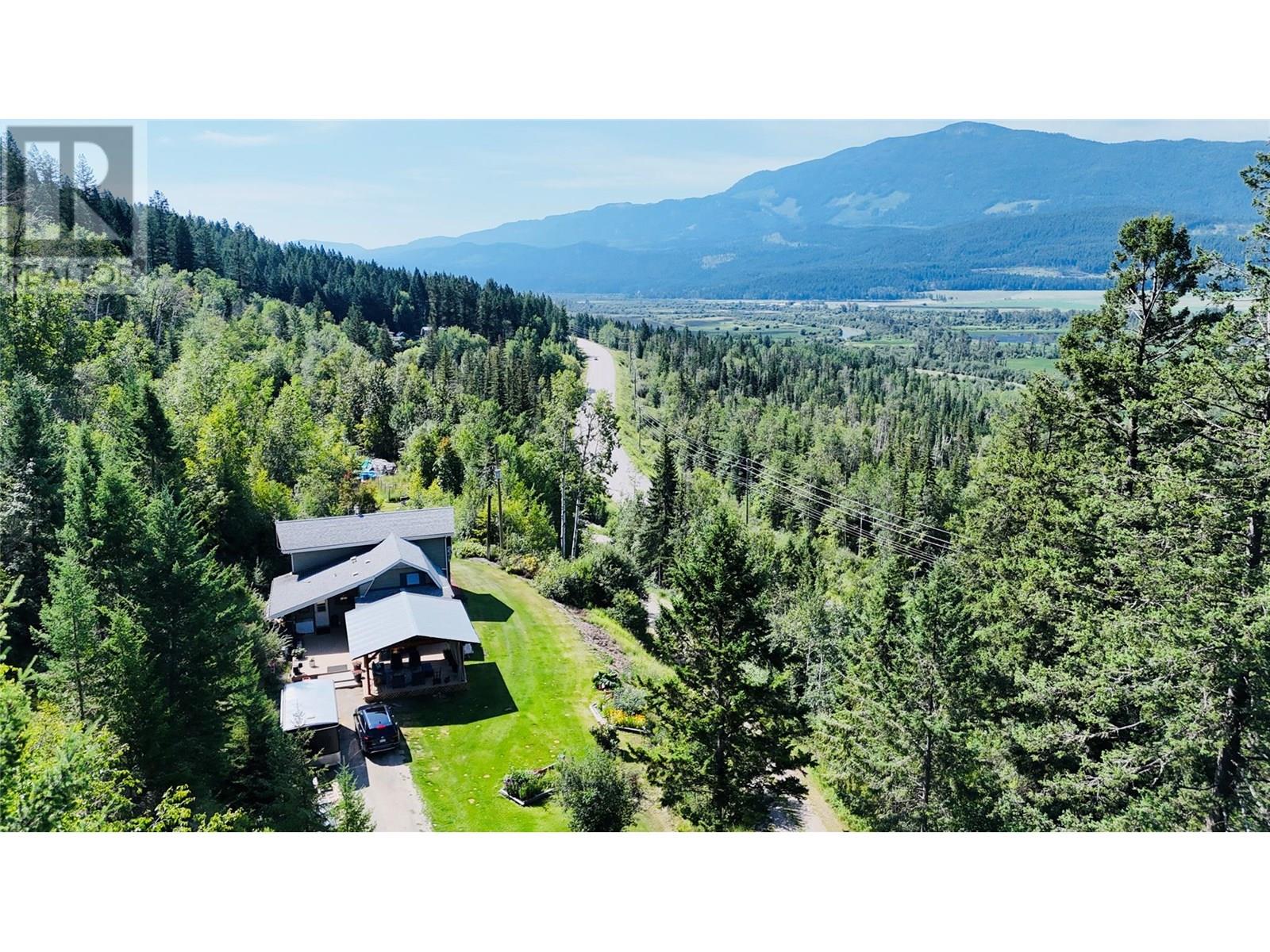 2538 95 Highway, Brisco