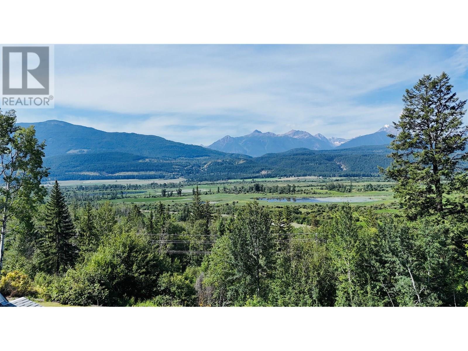 2538 95 Highway, Brisco