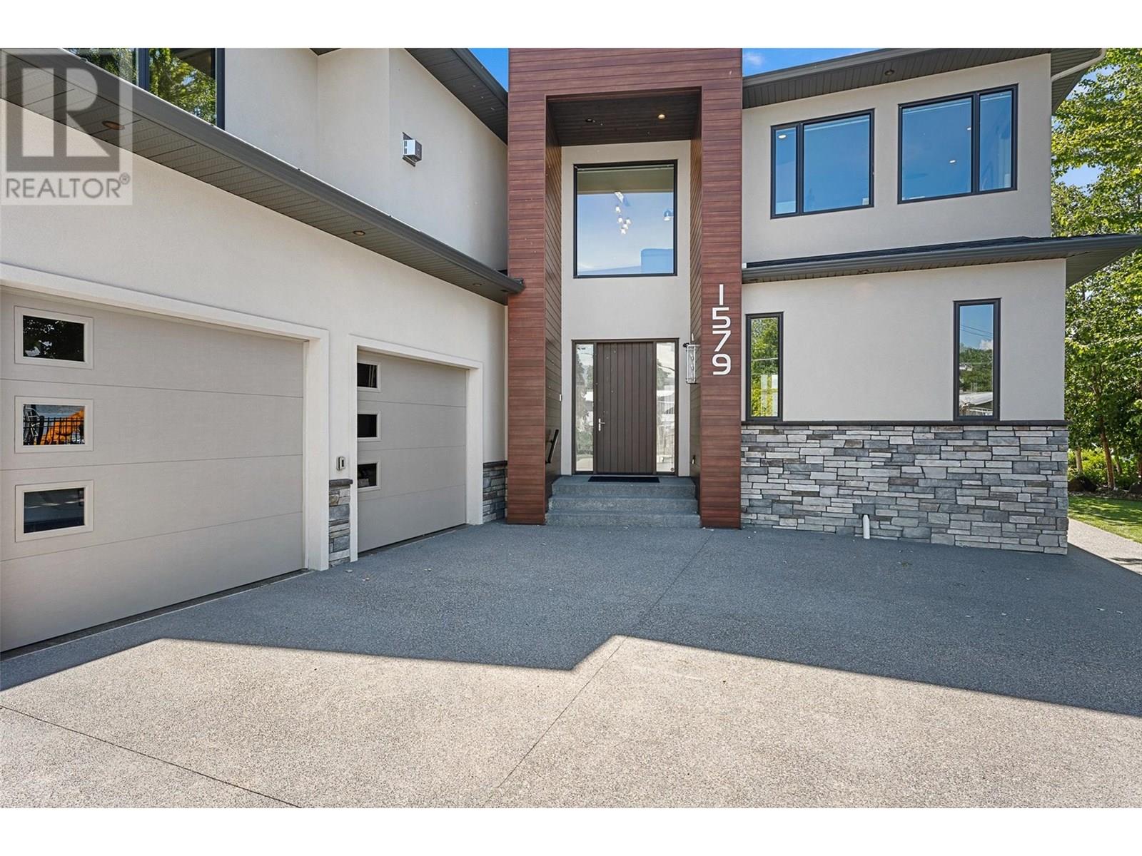 1579 Pritchard Drive, West Kelowna