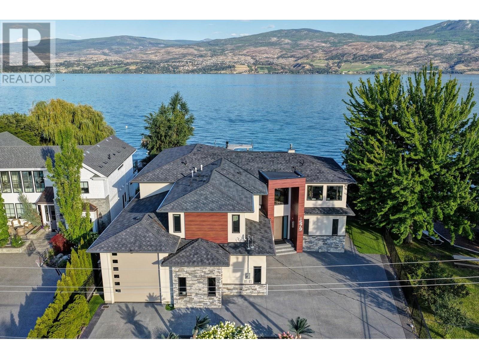 1579 Pritchard Drive, West Kelowna