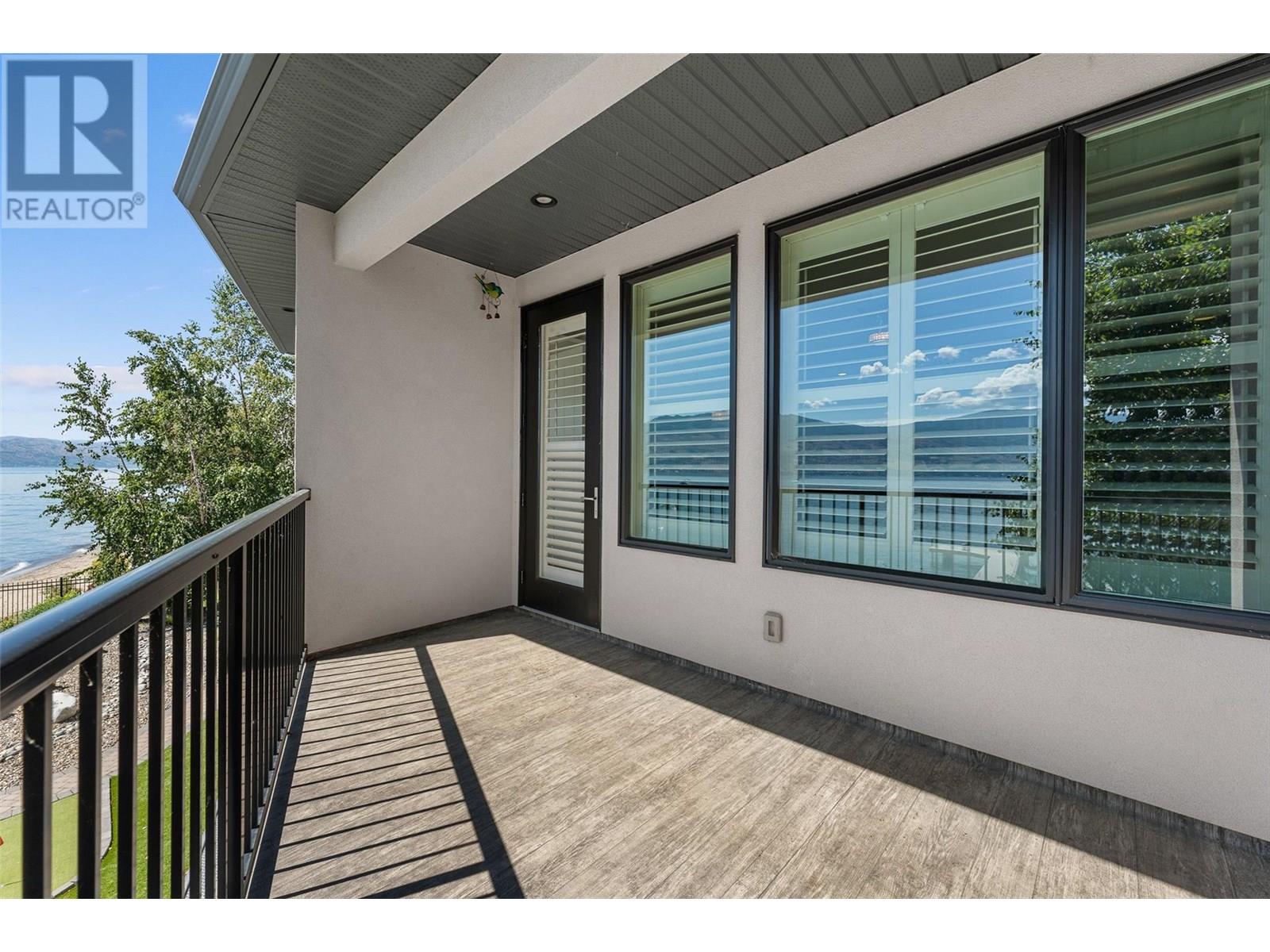 1579 Pritchard Drive, West Kelowna