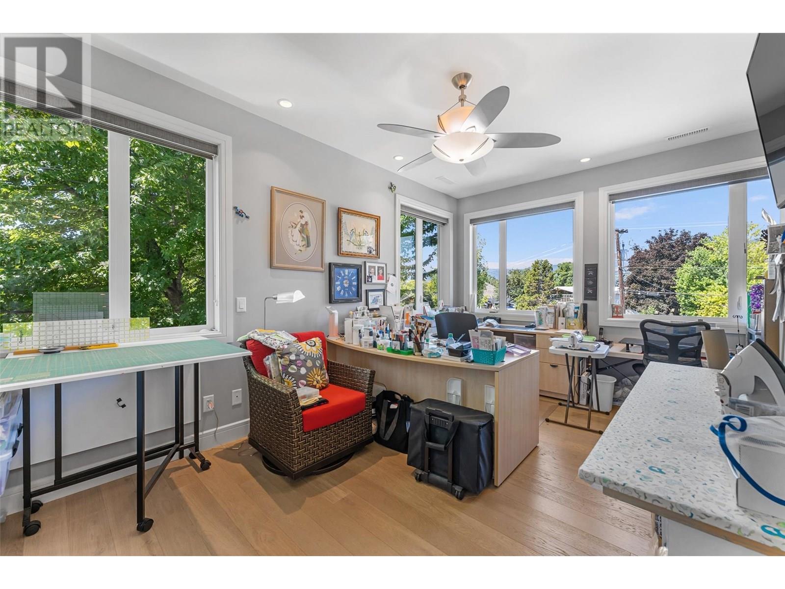 1579 Pritchard Drive, West Kelowna