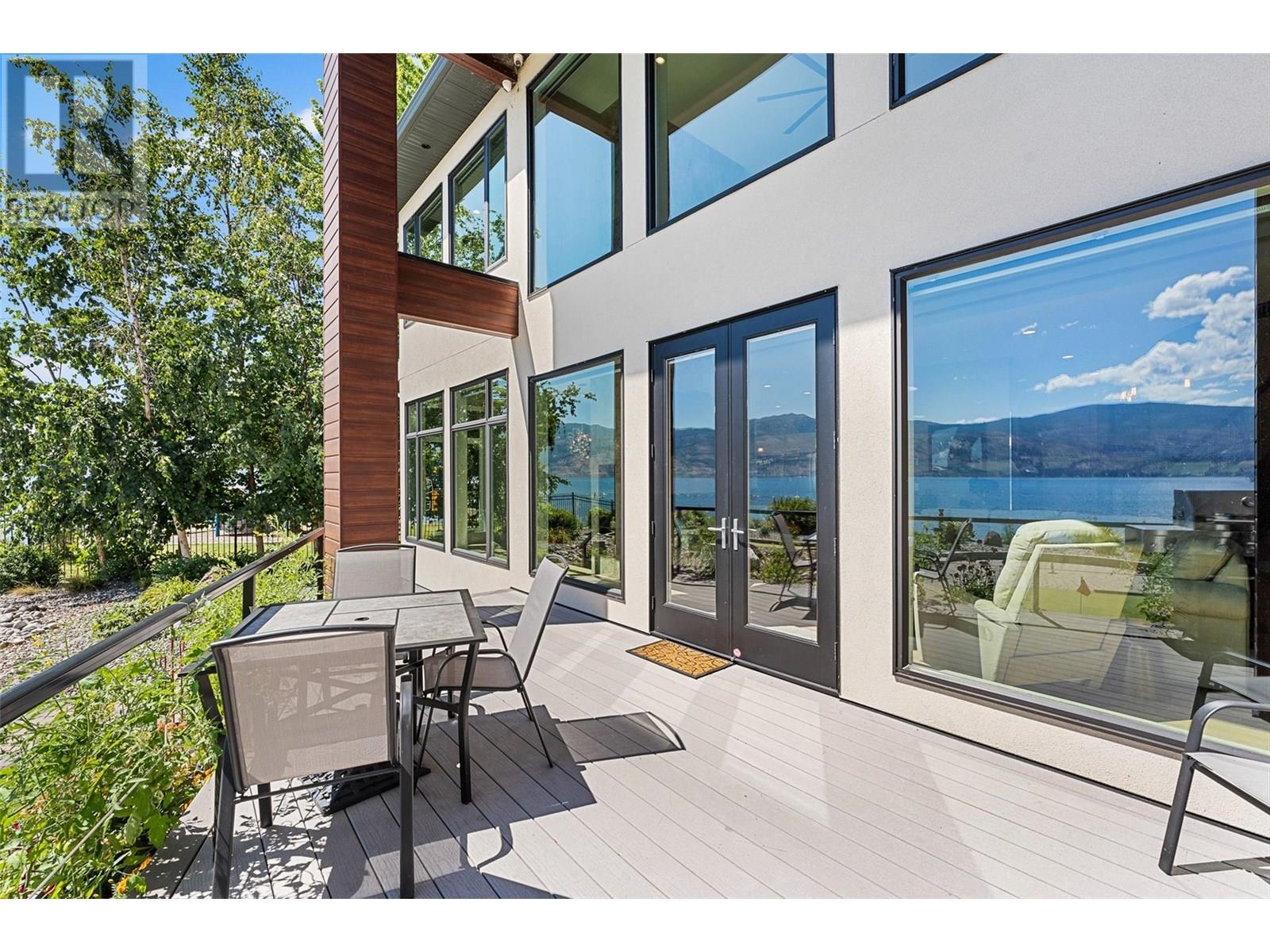 1579 Pritchard Drive, West Kelowna