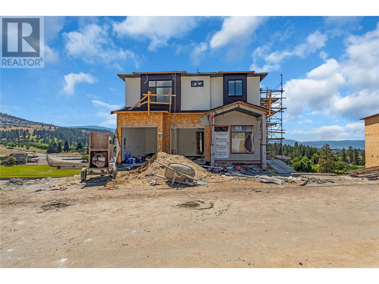  1136 Hume Avenue, Kelowna