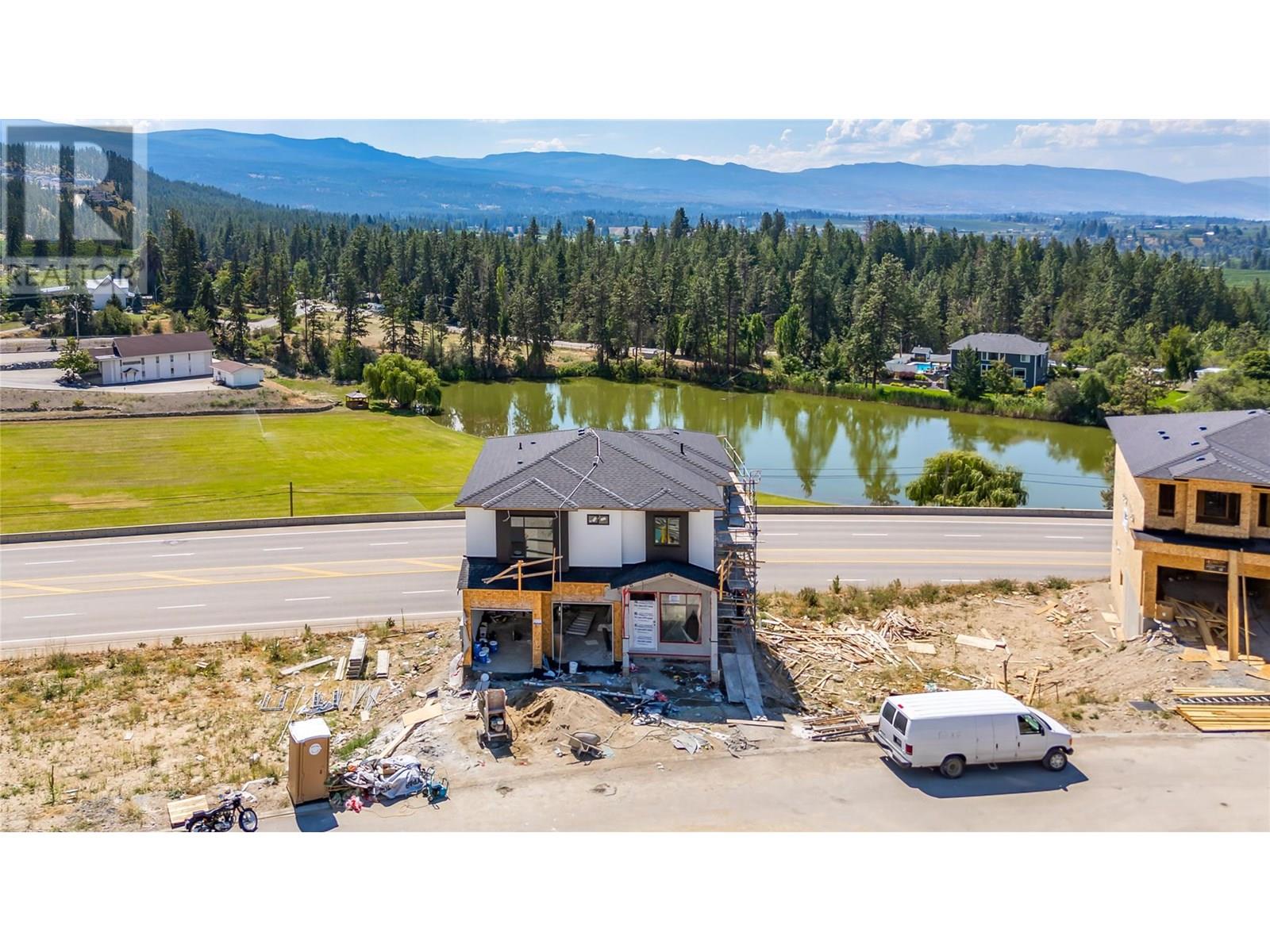  1136 Hume Avenue, Kelowna