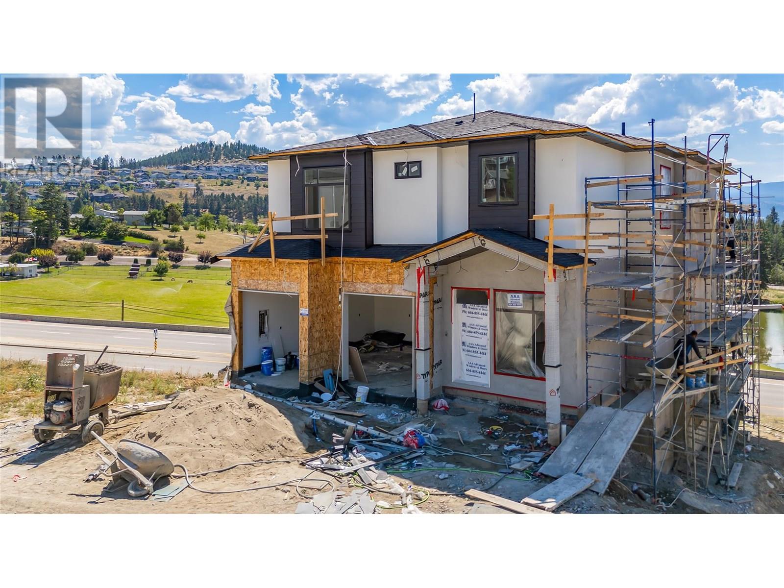  1136 Hume Avenue, Kelowna