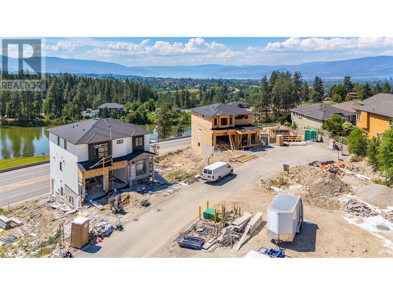  1136 Hume Avenue, Kelowna