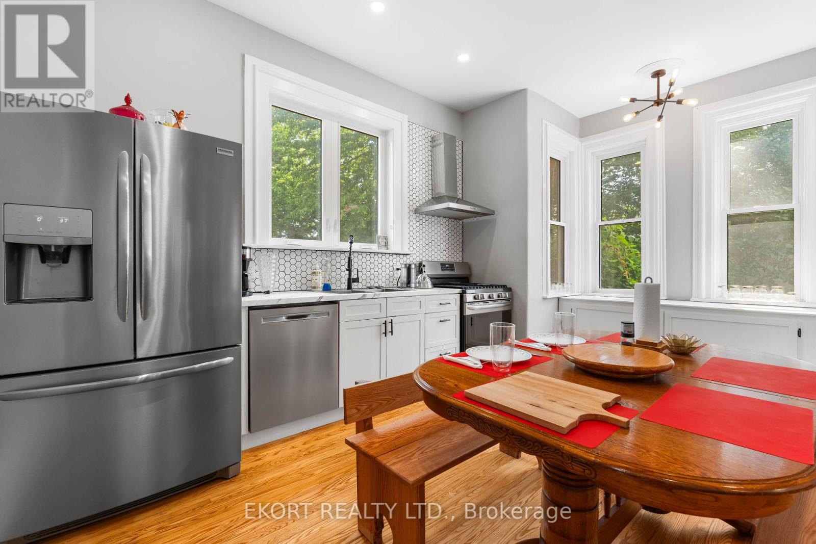 Photo 13 of 133 Foster Avenue, Belleville ON