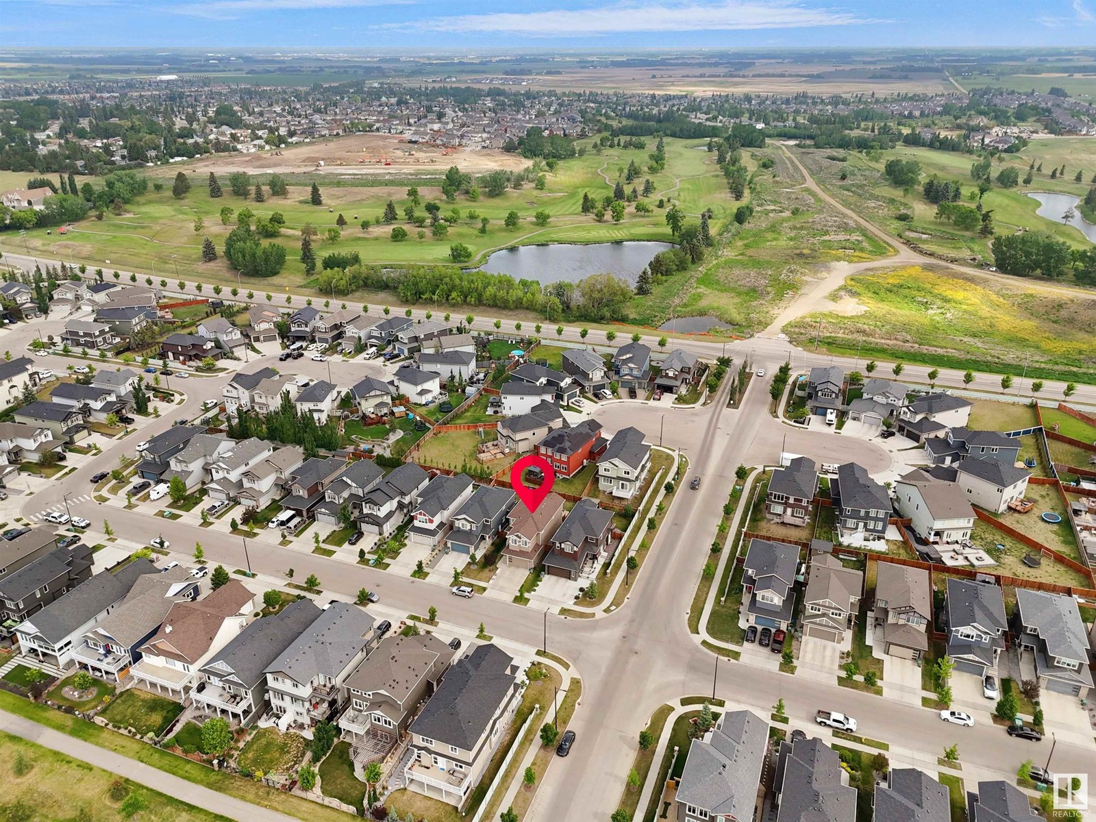 Photo 10 of 3804 48 Av, Beaumont AB