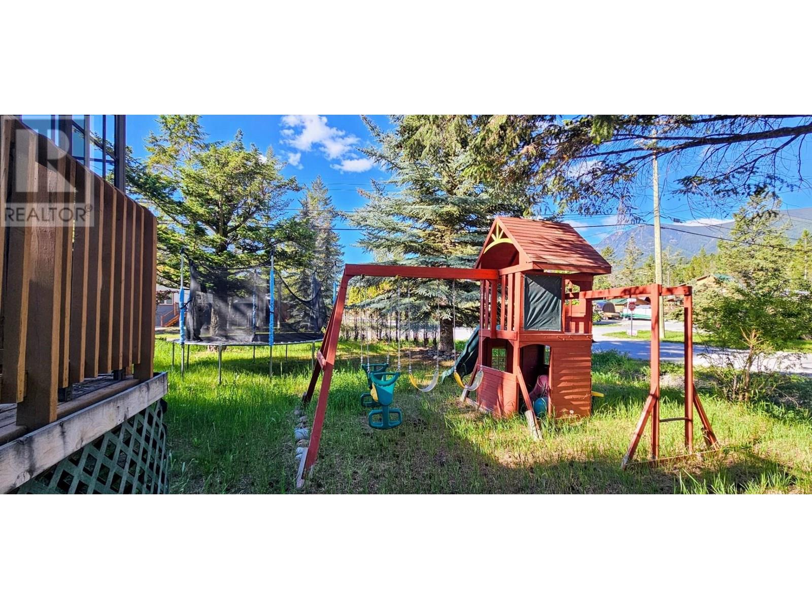 Photo 9 of 4553 Columere Road, Fairmont Hot Springs BC