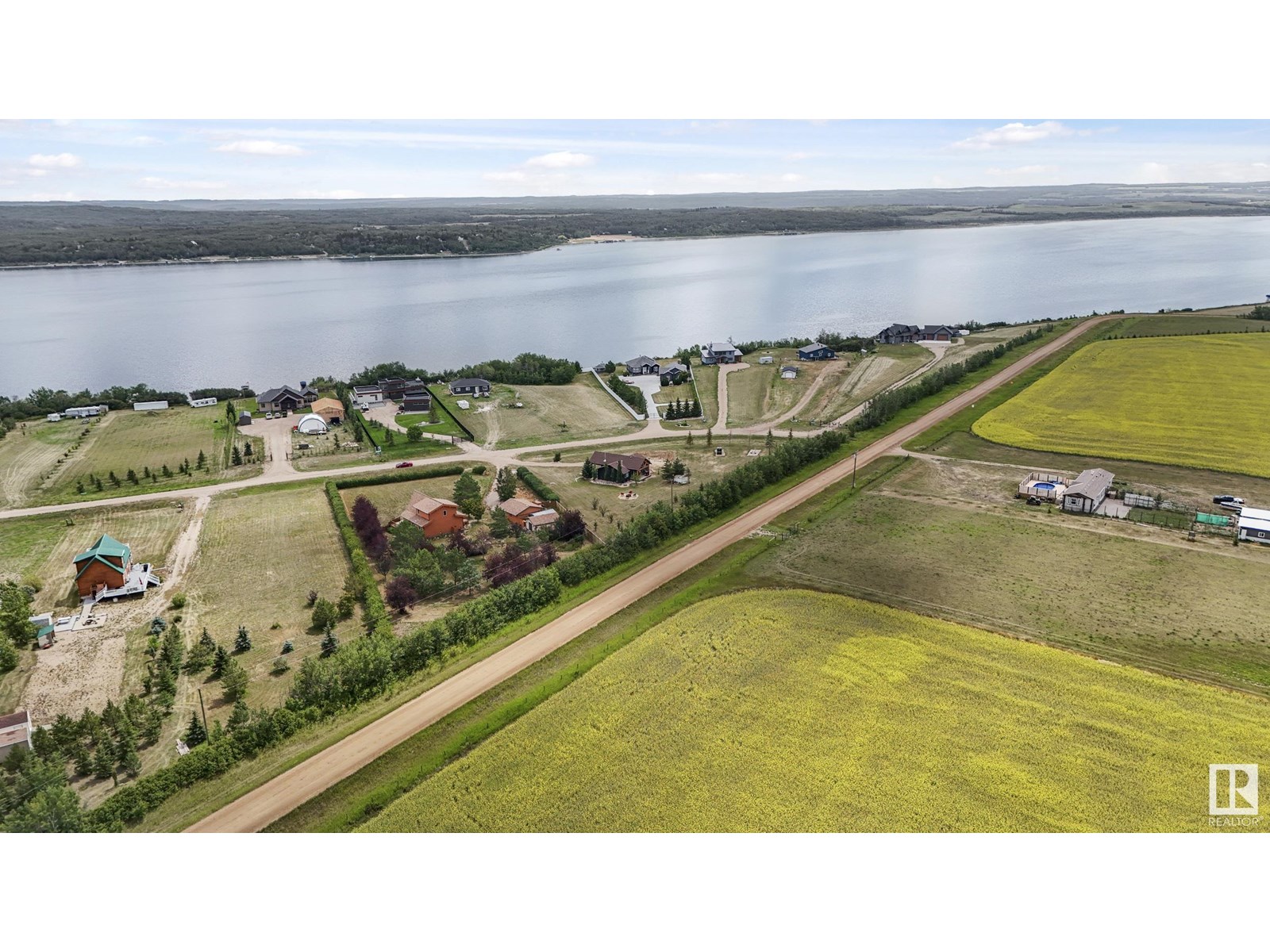 Photo 18 of 118 562115 Rr 114, Rural Two Hills County AB