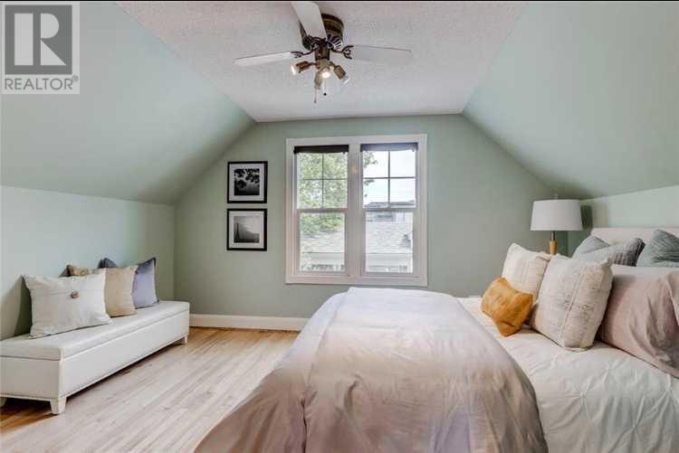 Single Family House for Sale in   Avenue NW Capitol Hill Calgary 