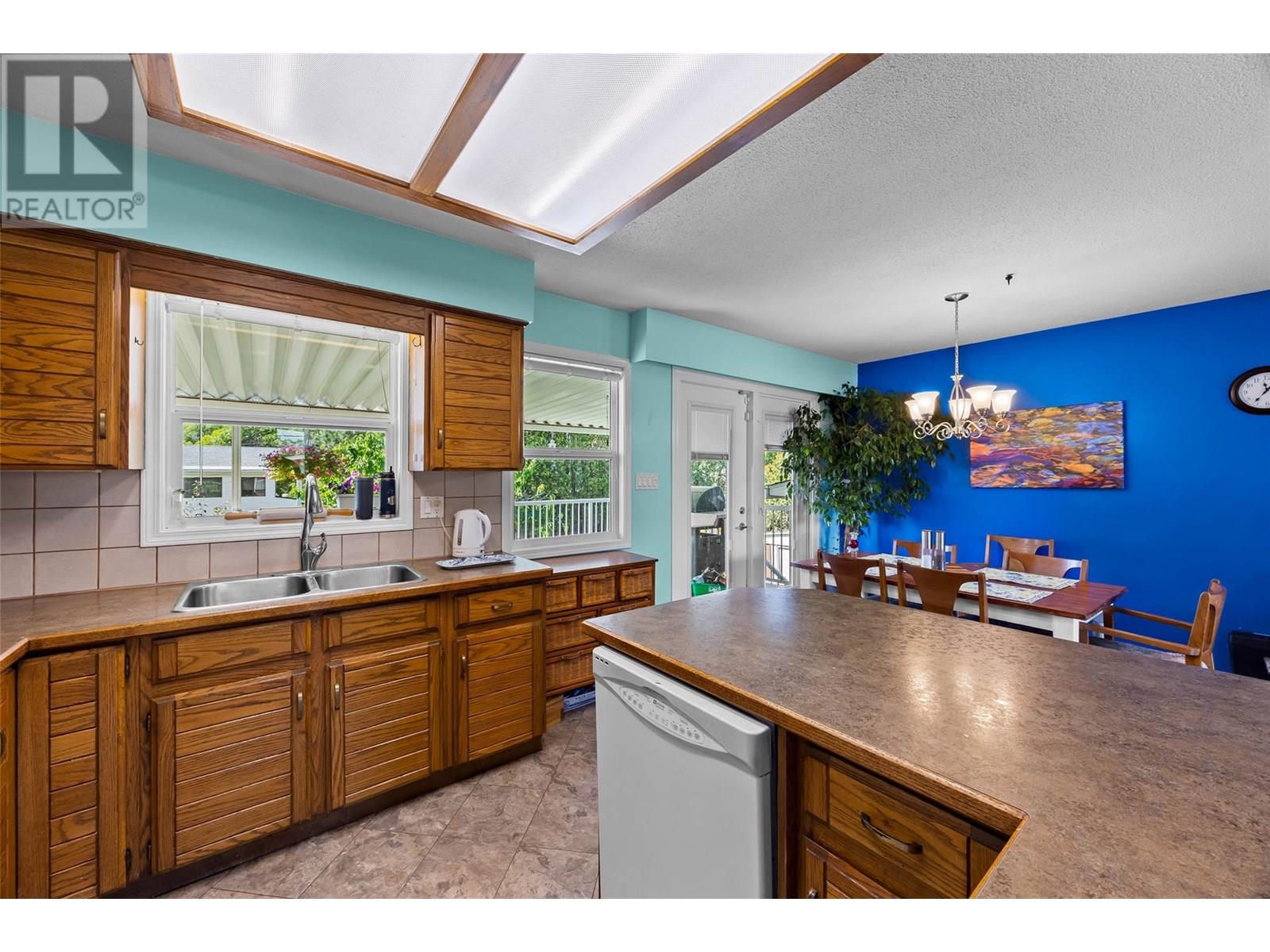 Photo 27 of 1265 Barrie Drive, Kamloops BC