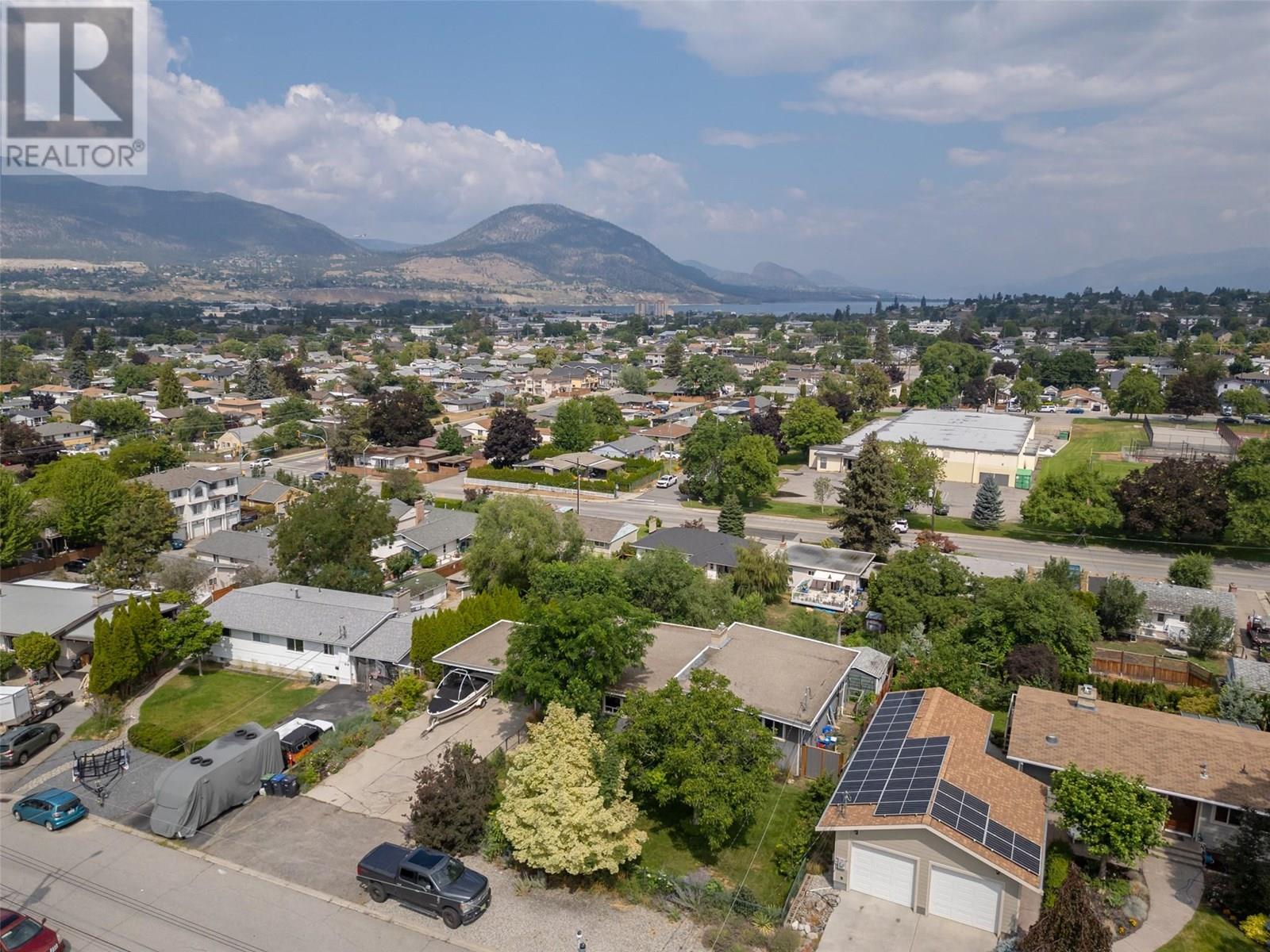 735 ROSS Avenue, Penticton