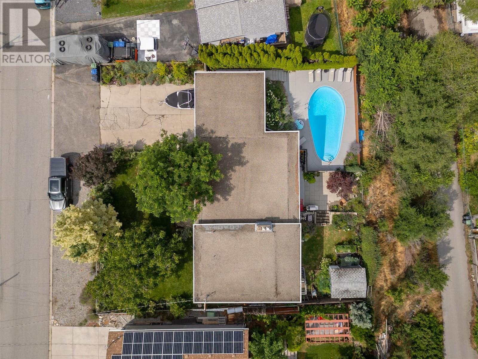 735 ROSS Avenue, Penticton
