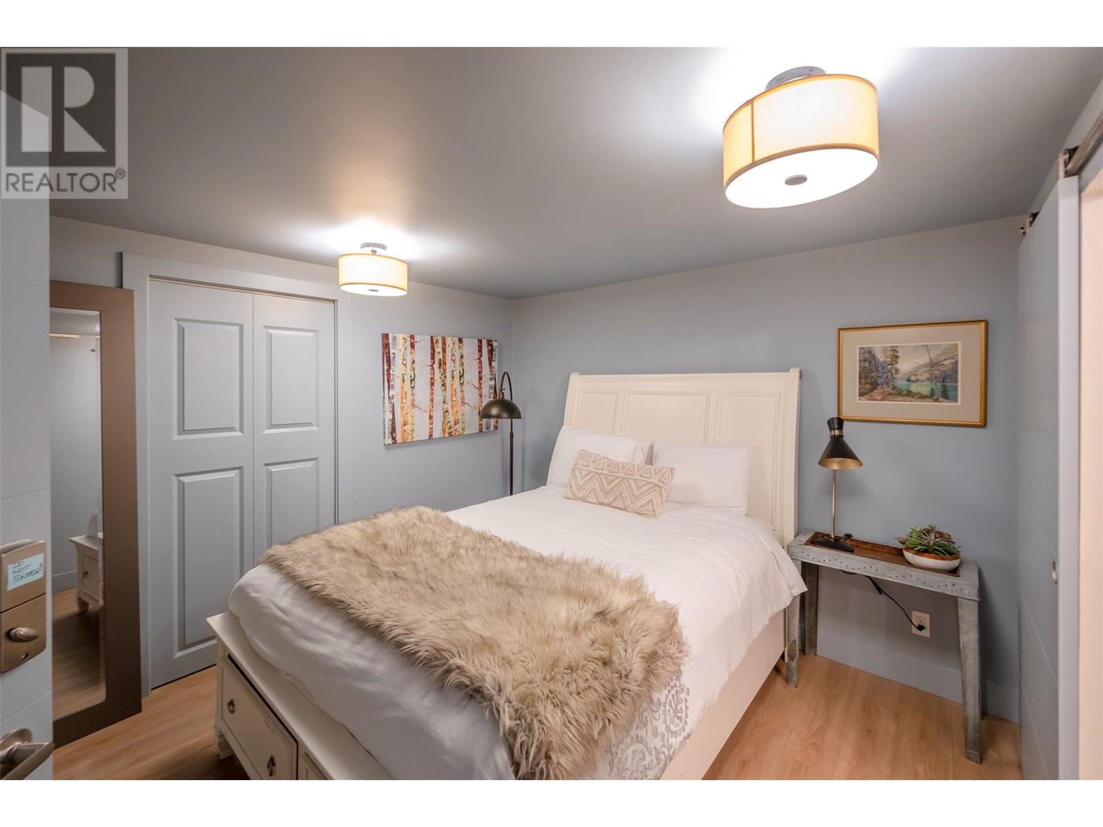735 ROSS Avenue, Penticton