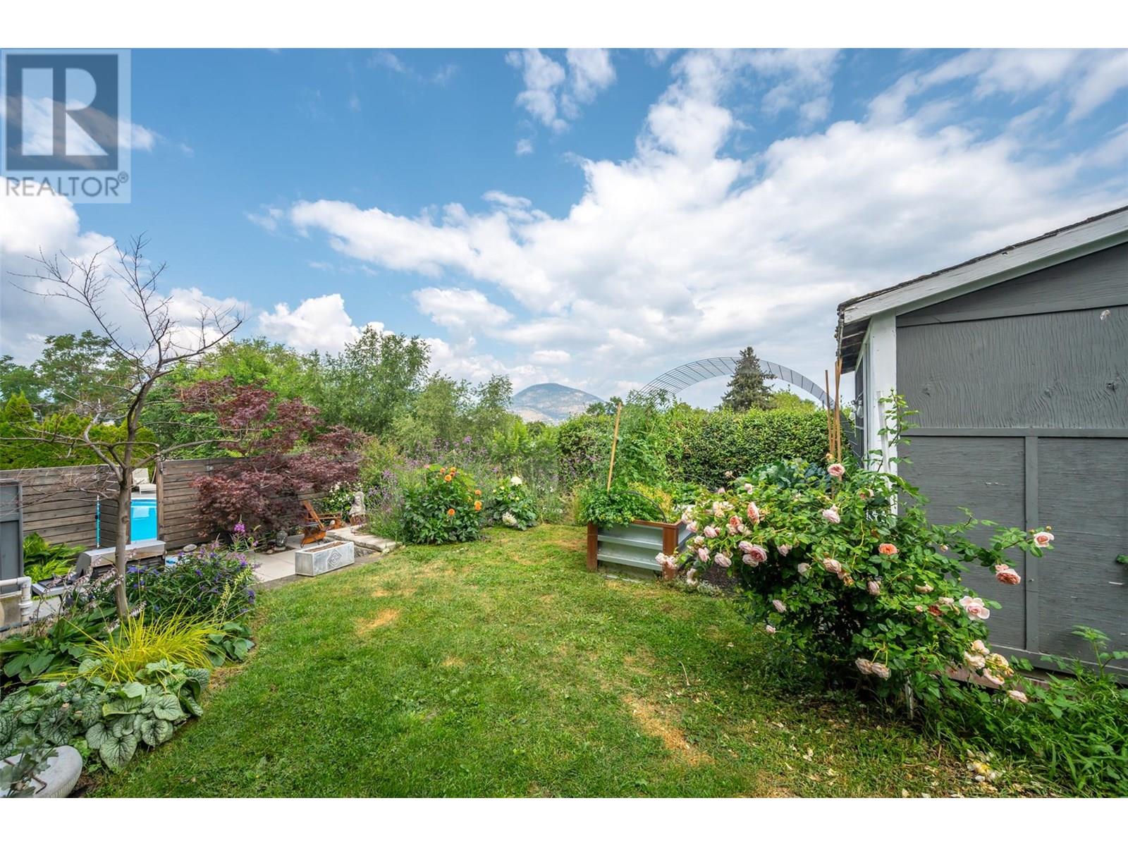 735 ROSS Avenue, Penticton