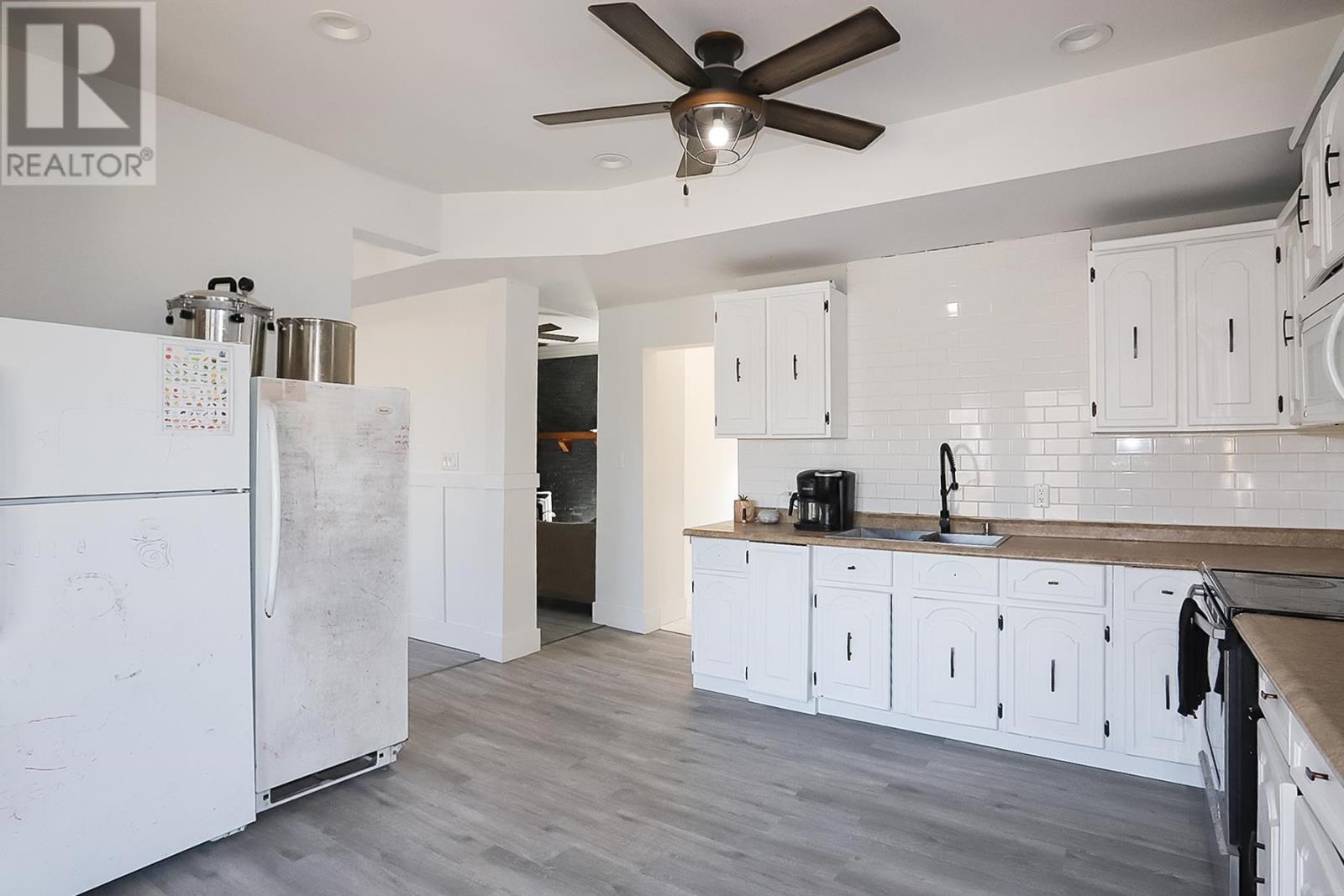 Photo 45 of 2521 U Line Rd, Hilton Beach ON